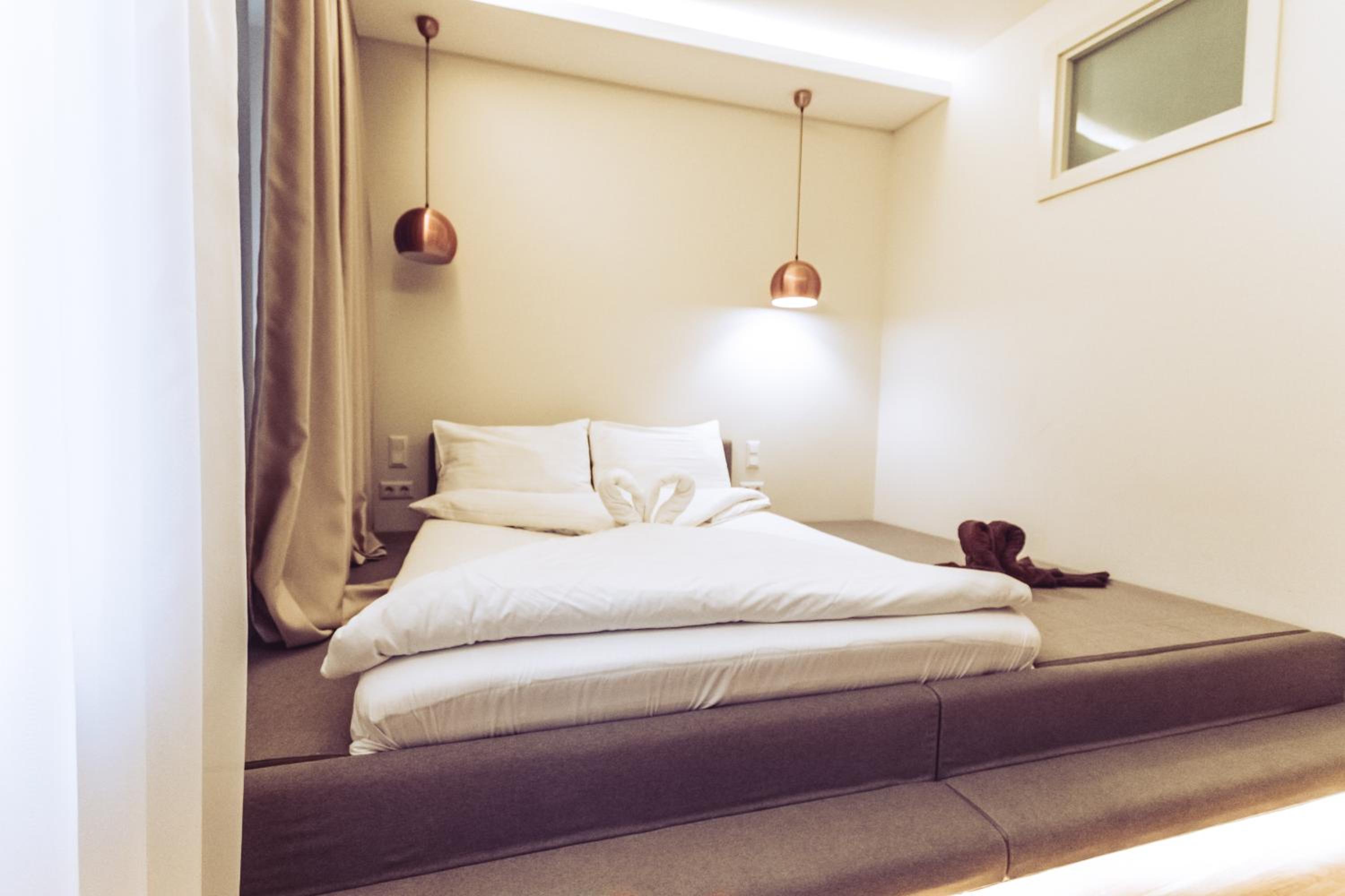 Aurellia Apartments