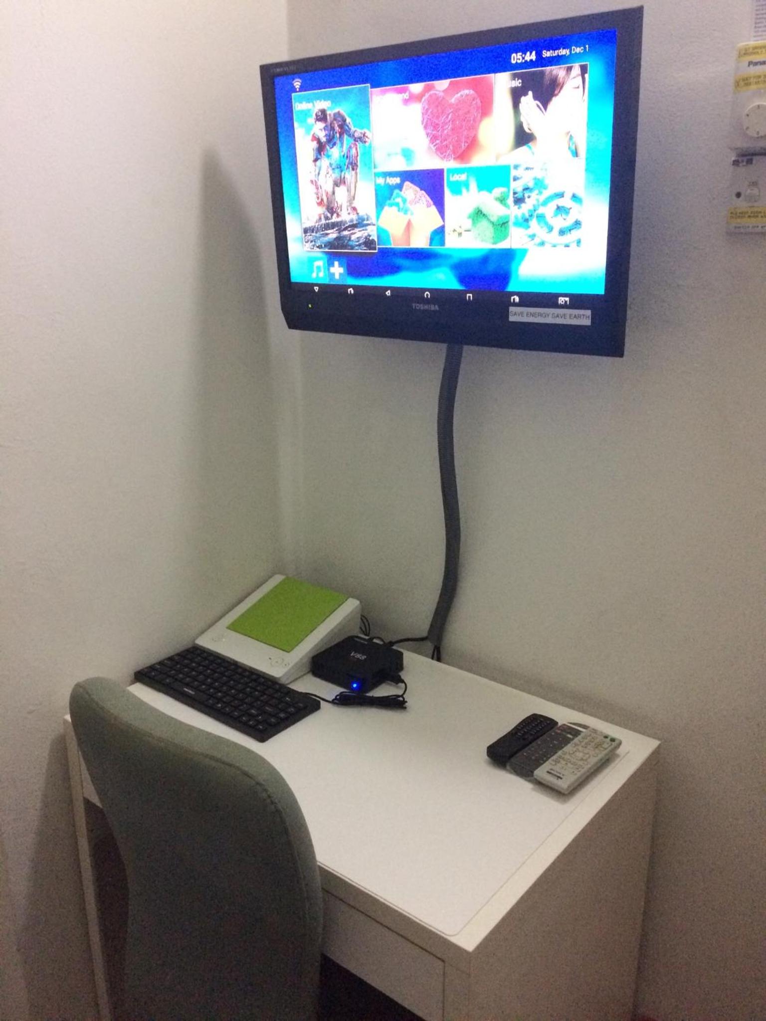 Cozy Little Room at Suria Kipark Damansara Apartment with Fully Equipped Kitchen and Laundry