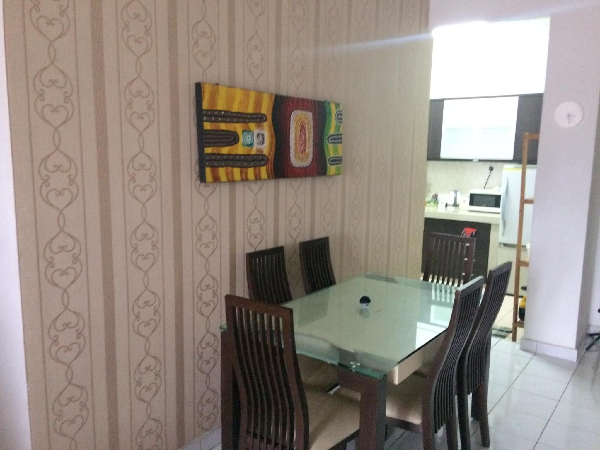 Cozy Little Room at Suria Kipark Damansara Apartment with Fully Equipped Kitchen and Laundry