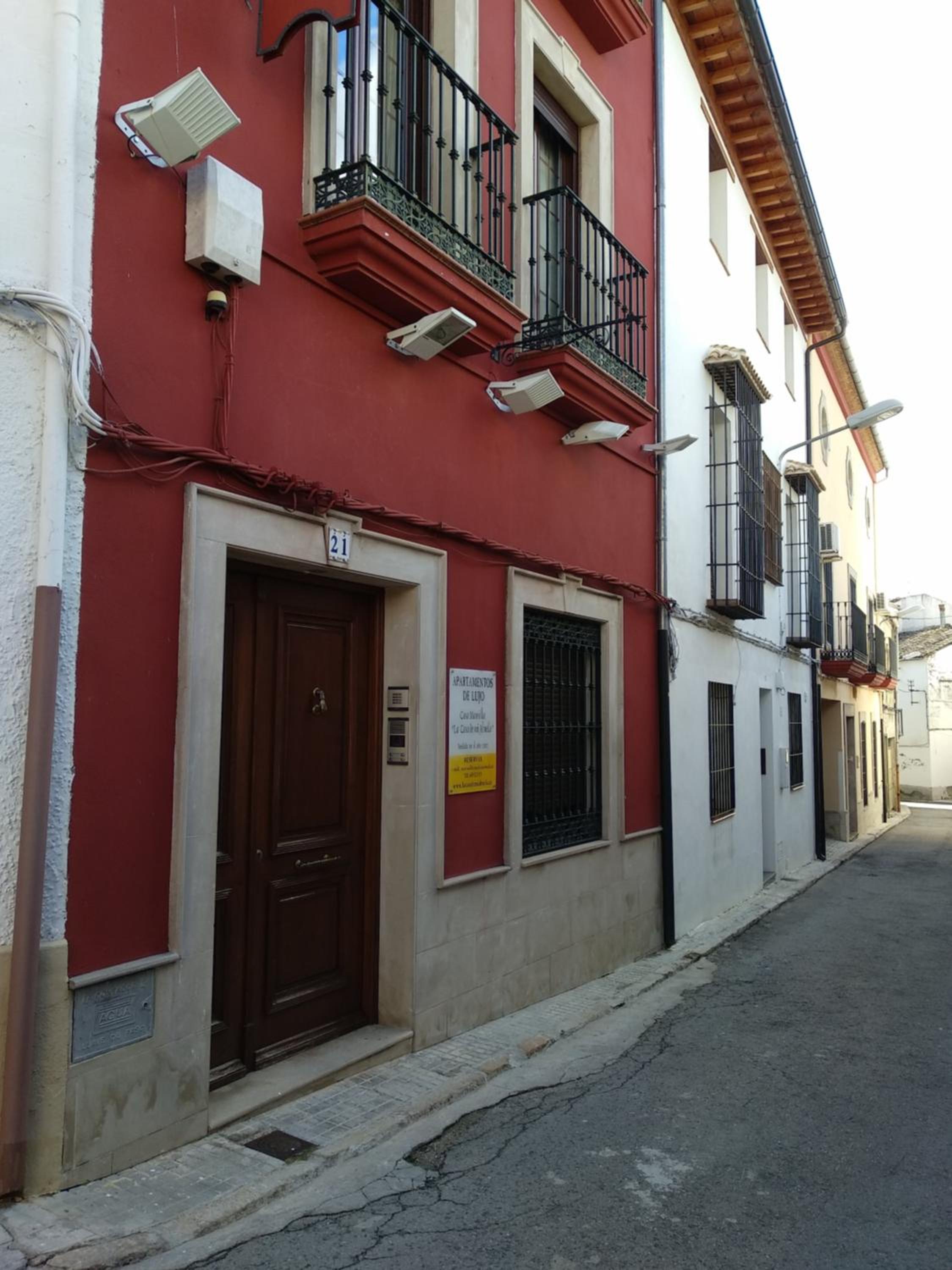 -3-COMO EN CASA, parking 5eu al día según disponible, en centro historico de Ubeda view 2