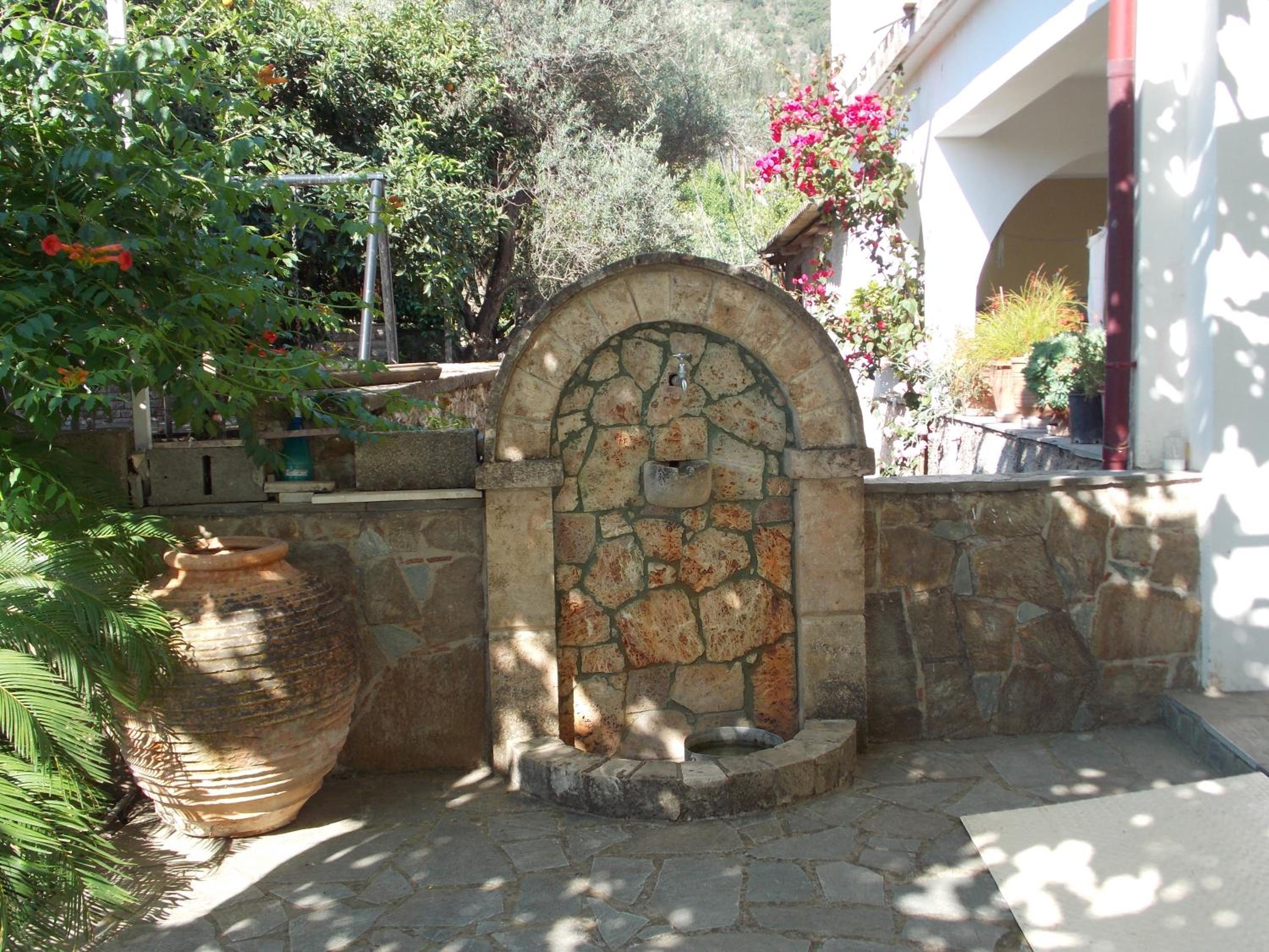 Photo 32