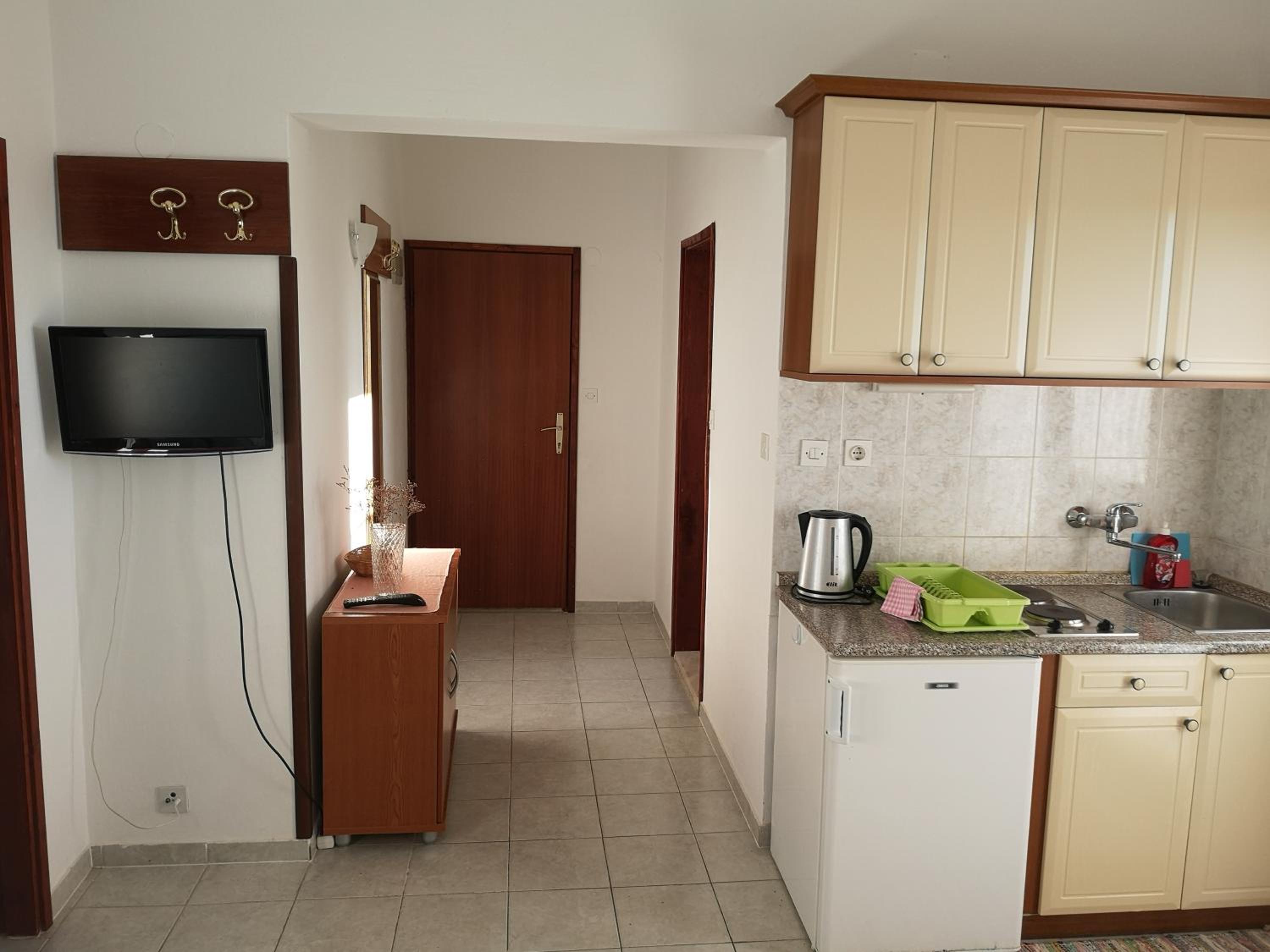 Photo 34