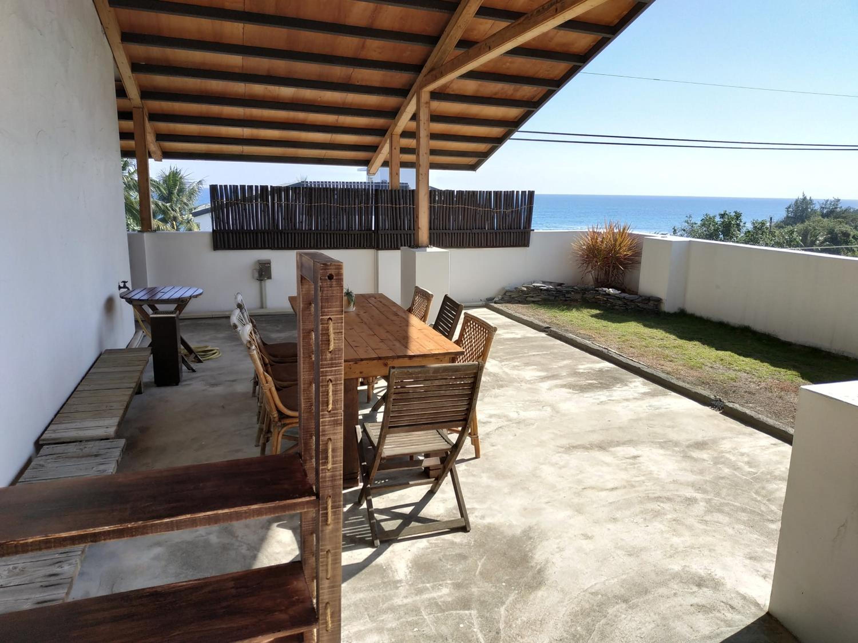 Cenacle B & B
