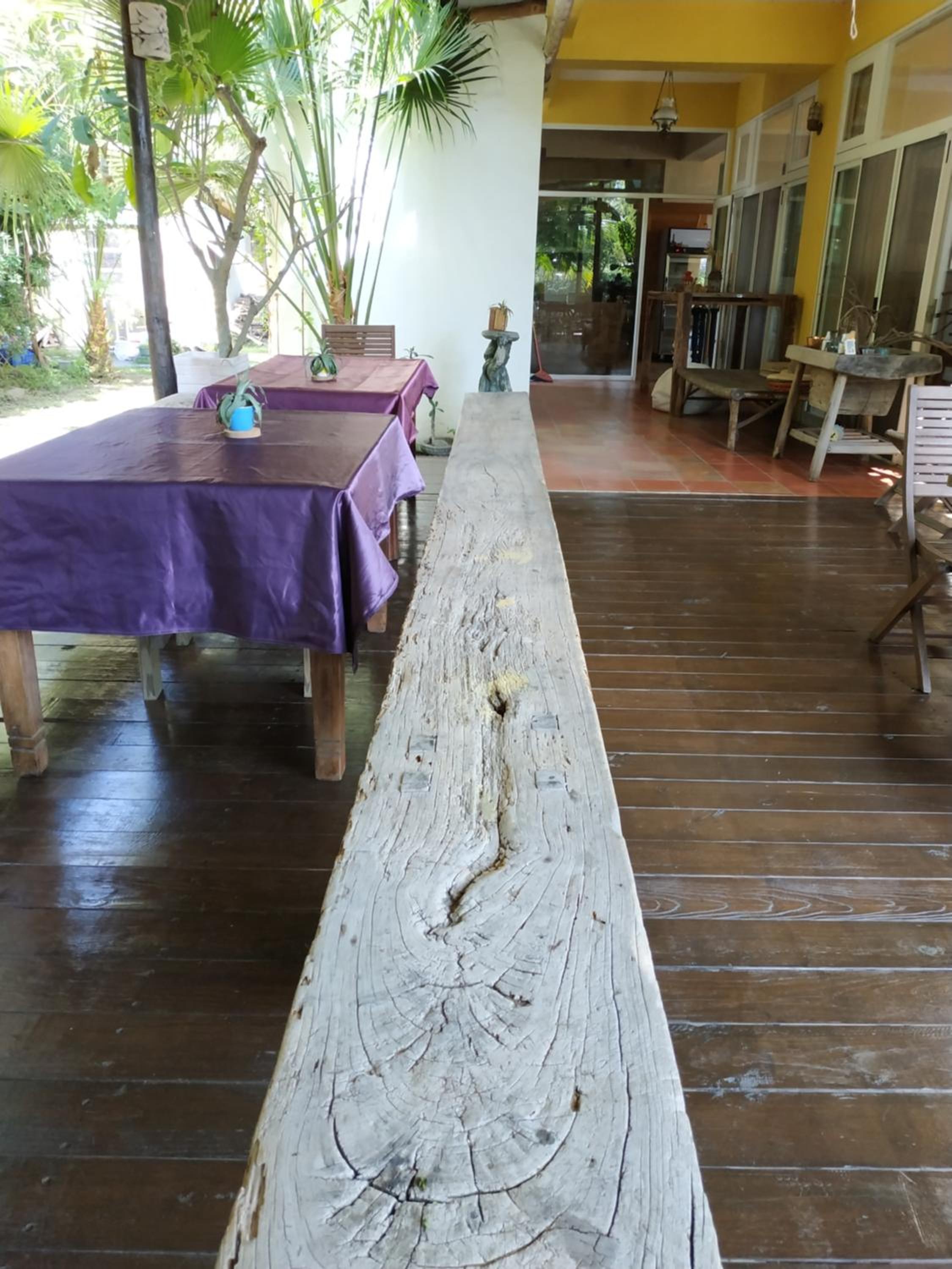 Cenacle B & B