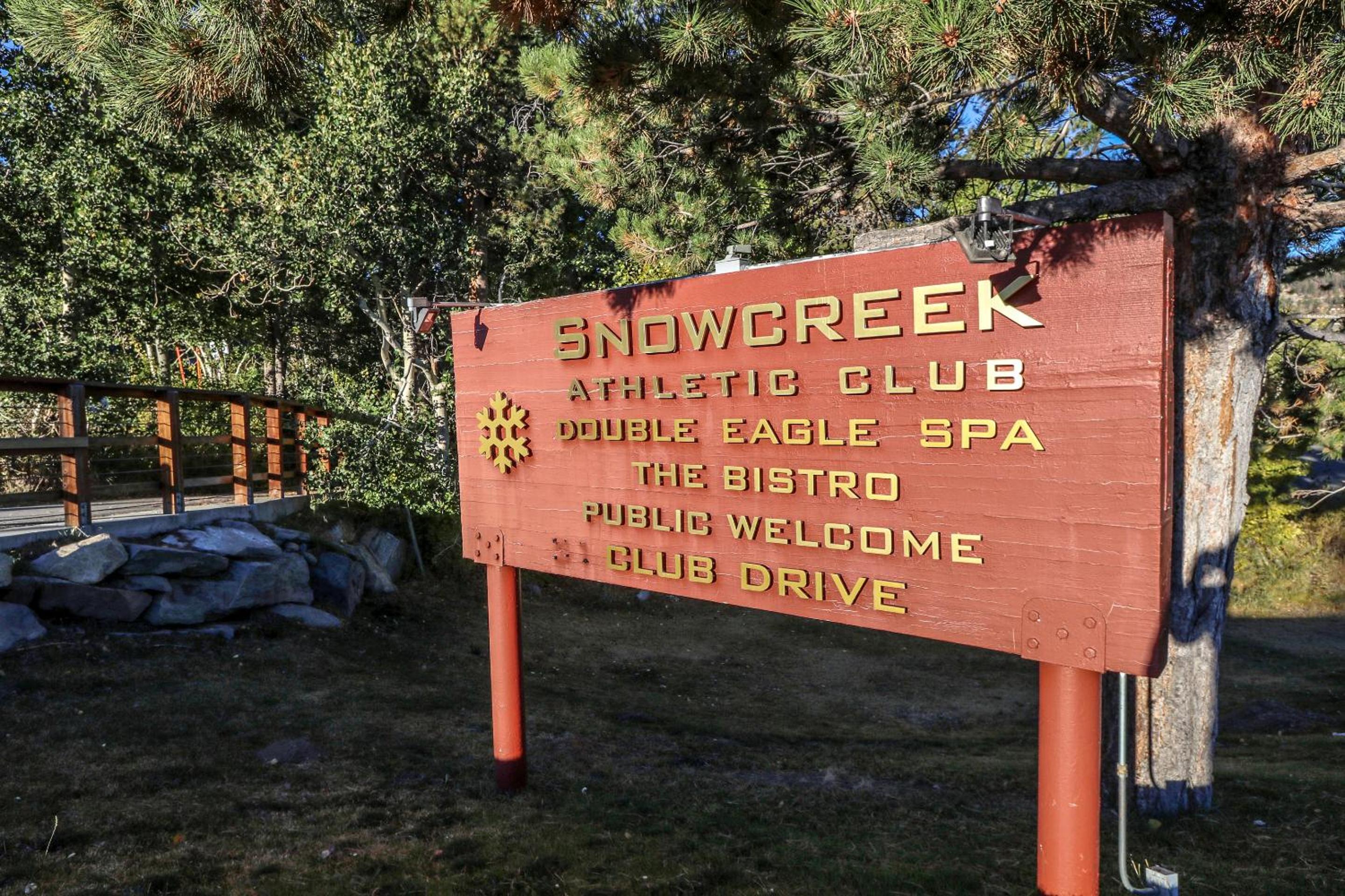 Bridges Townhome 5 Large, Remodeled Mountain View Townhome with Private Jacuzzi, Steps to Eagle Lodge view 3
