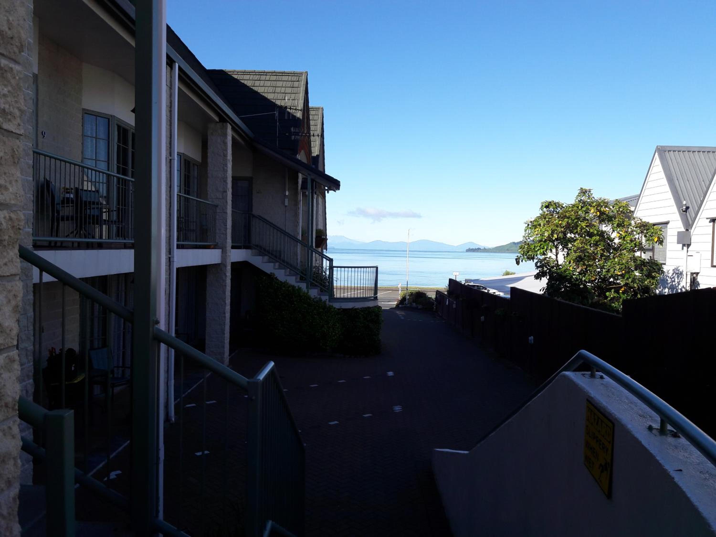 Colonial Lodge Motel view 5