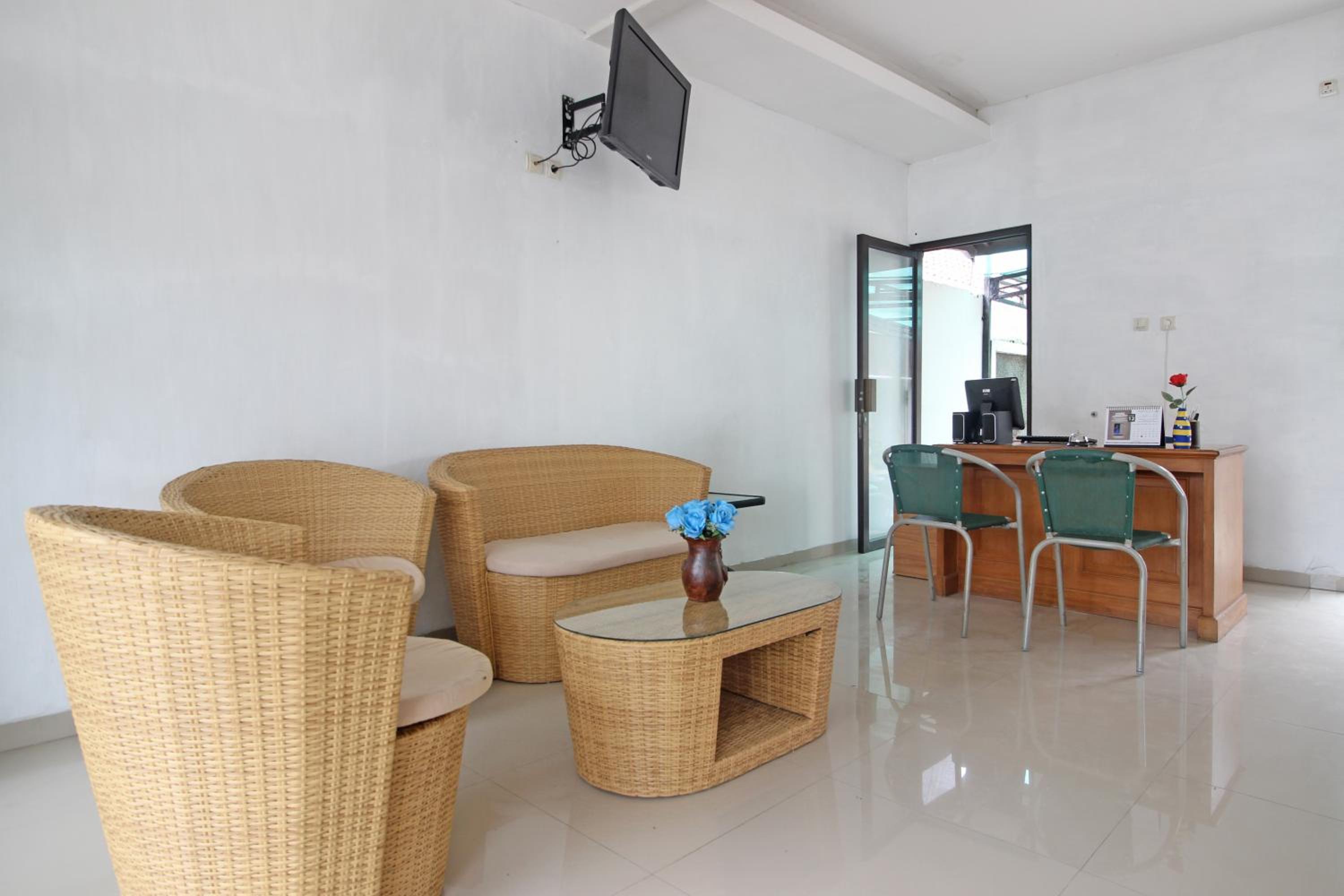 RedDoorz near Jogja City Mall