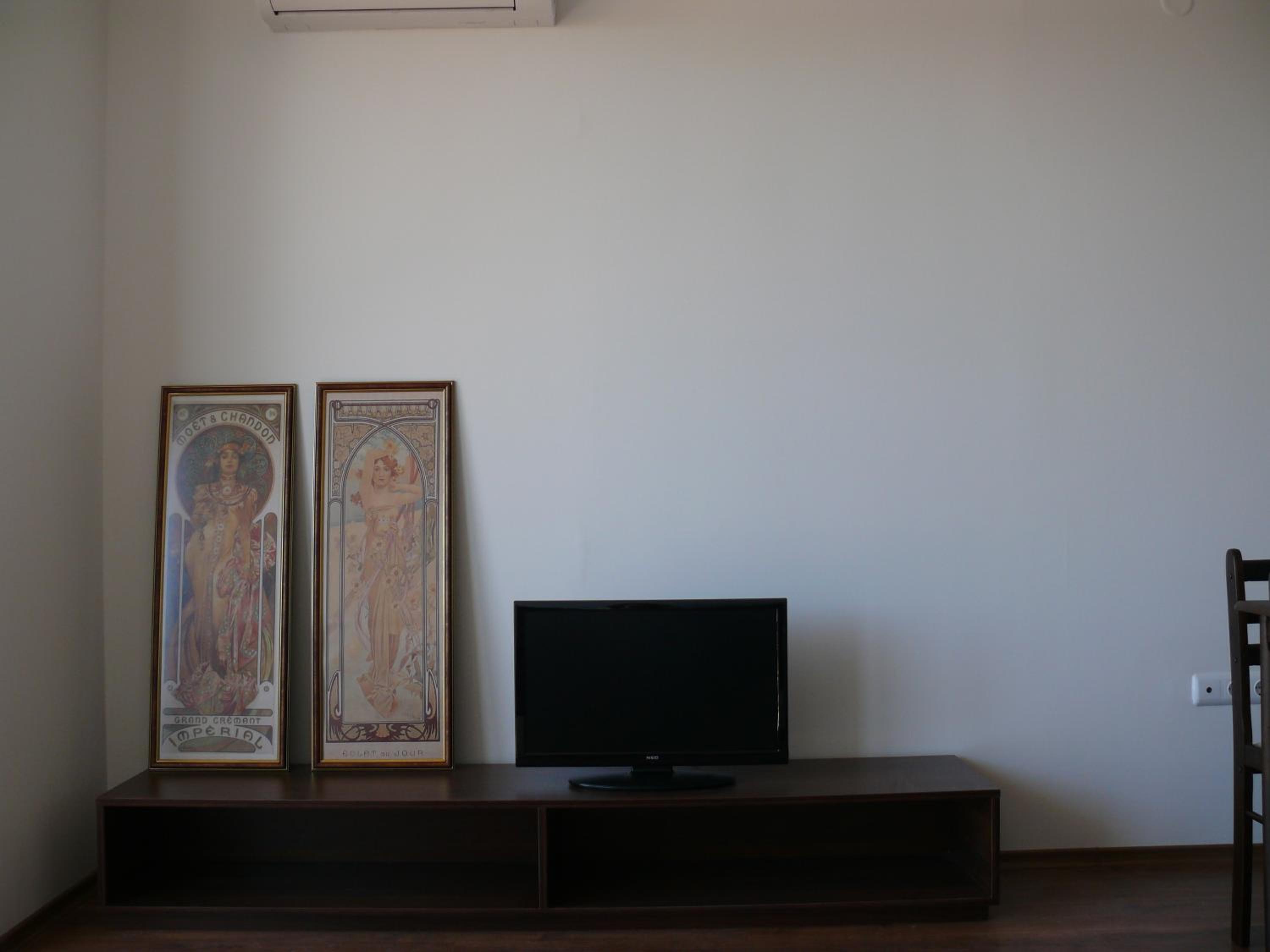 Complex Kentavar - Free Fast WiFi