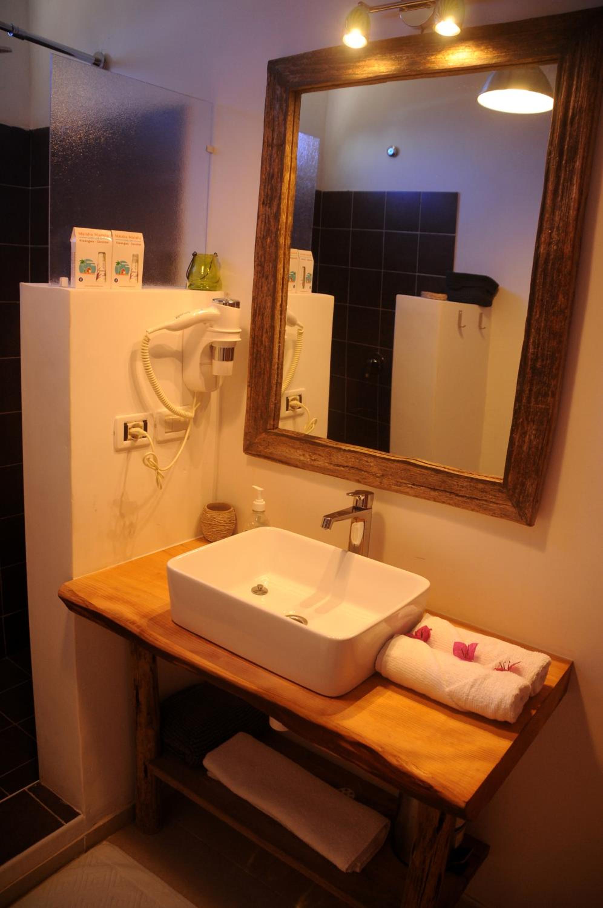 Kiwengwa Vacations - Maisha Marefu Apartments - Property Image 57