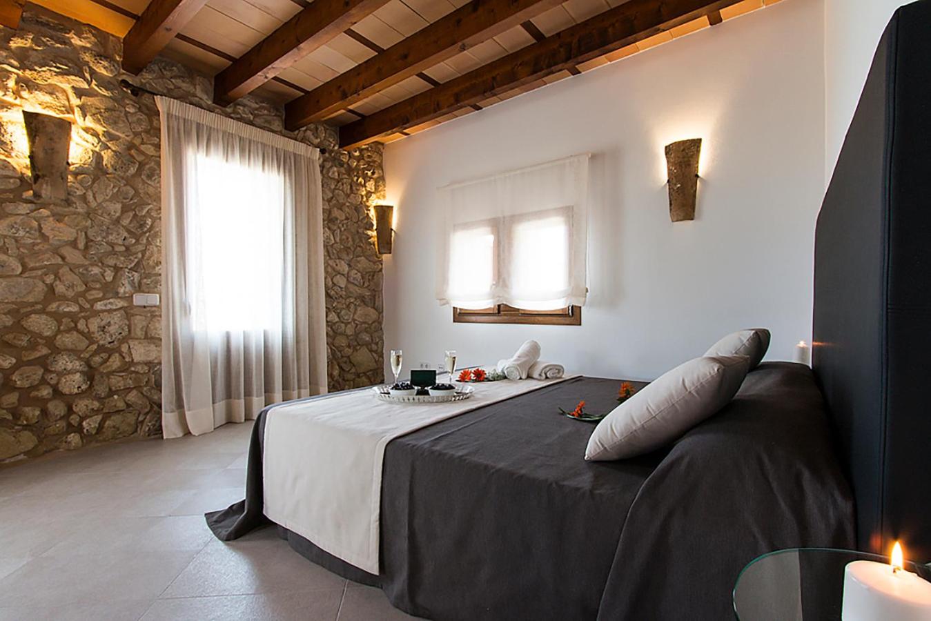 Country House Sa Serra view 3