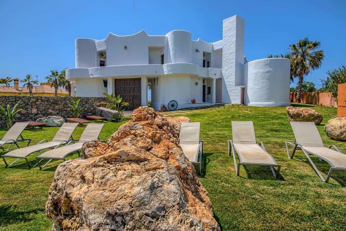 Apartamentos Turisticos Bahia De Trafalgar
