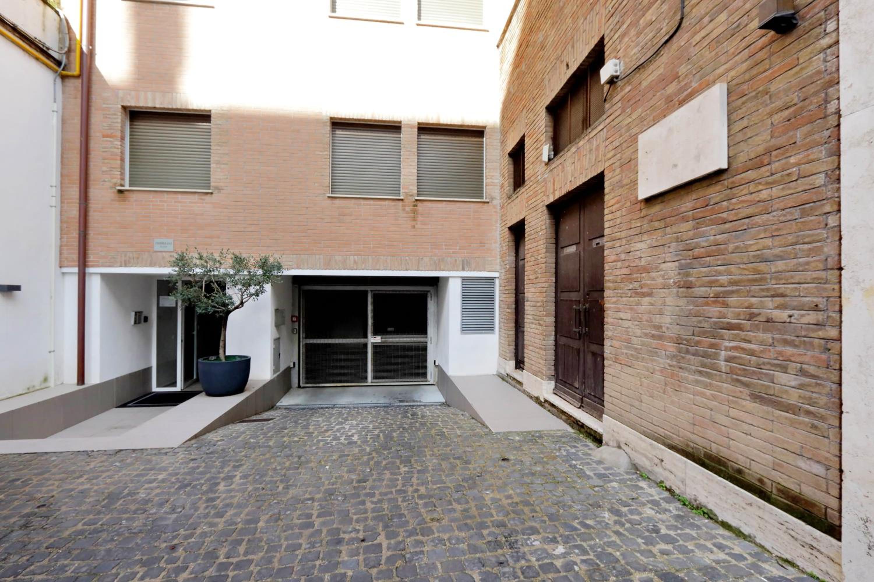 Piazza del Popolo Apartment