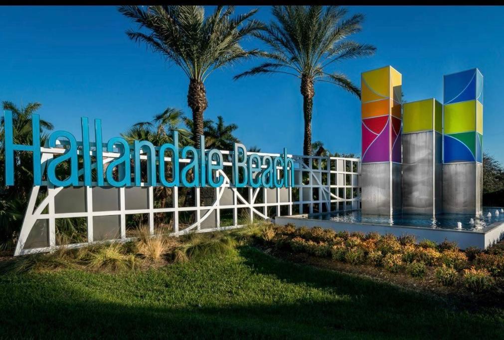 Hallandale Studio with pool