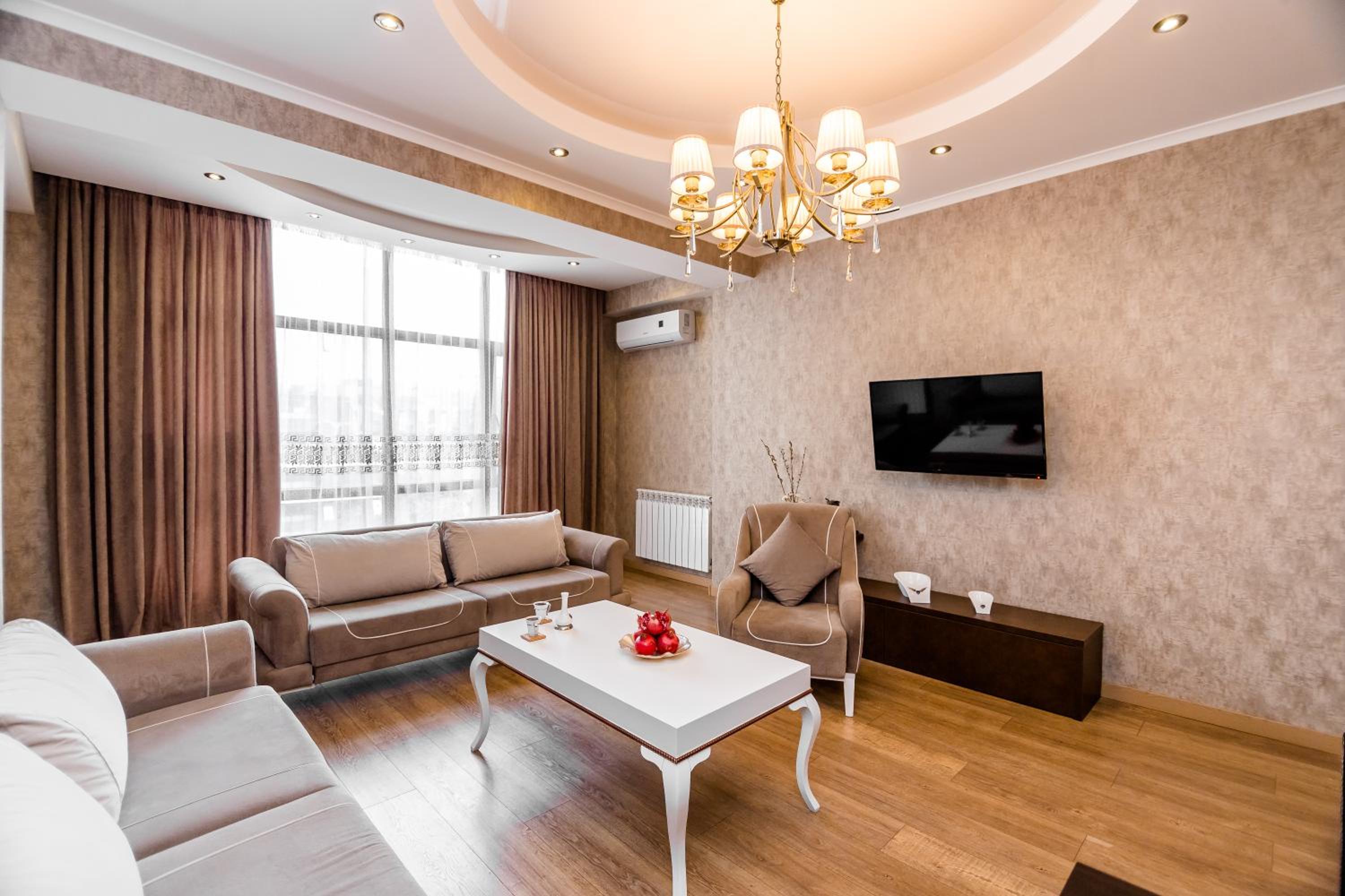 Dat Exx Apartments