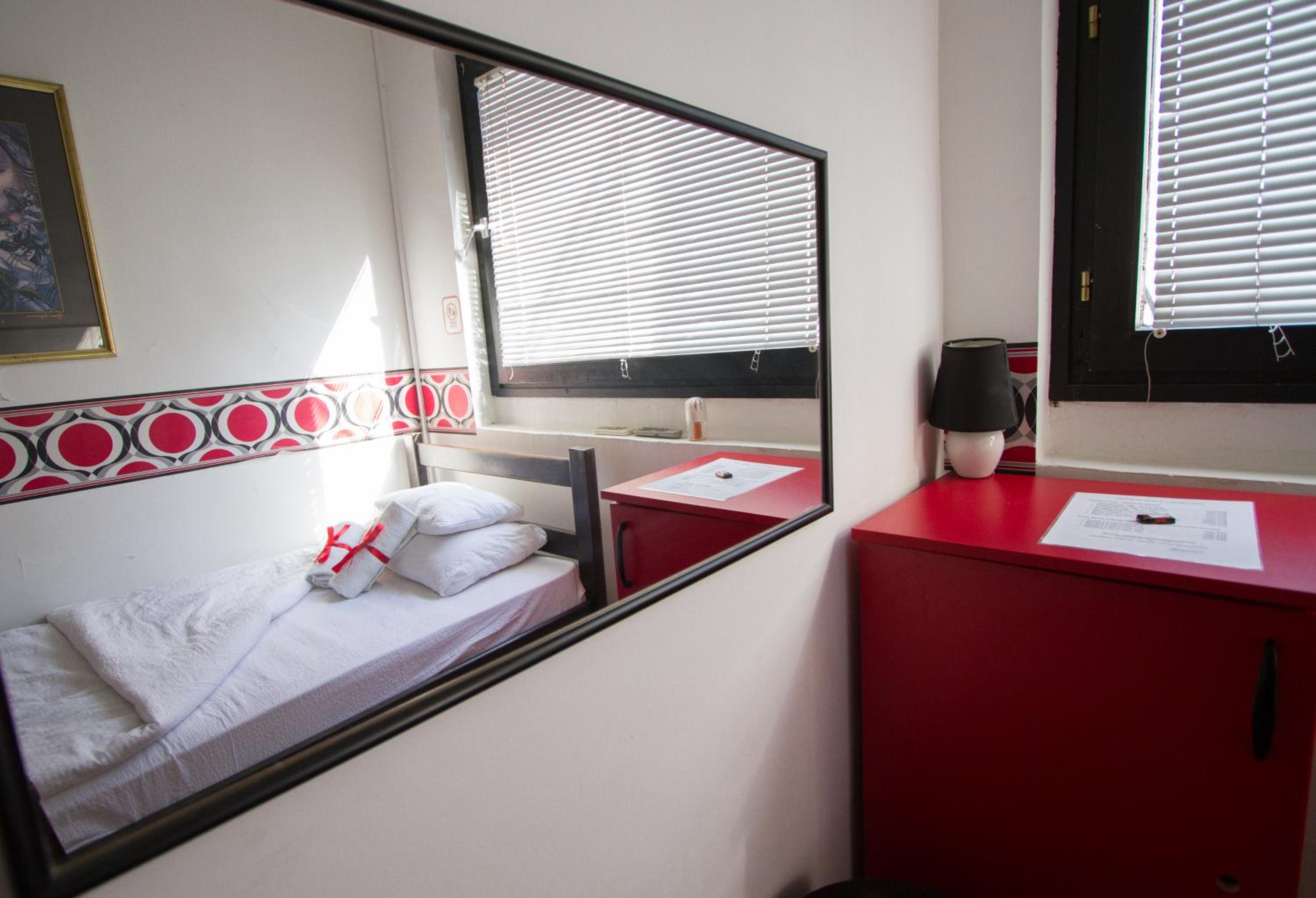 Rooms And Apartments S