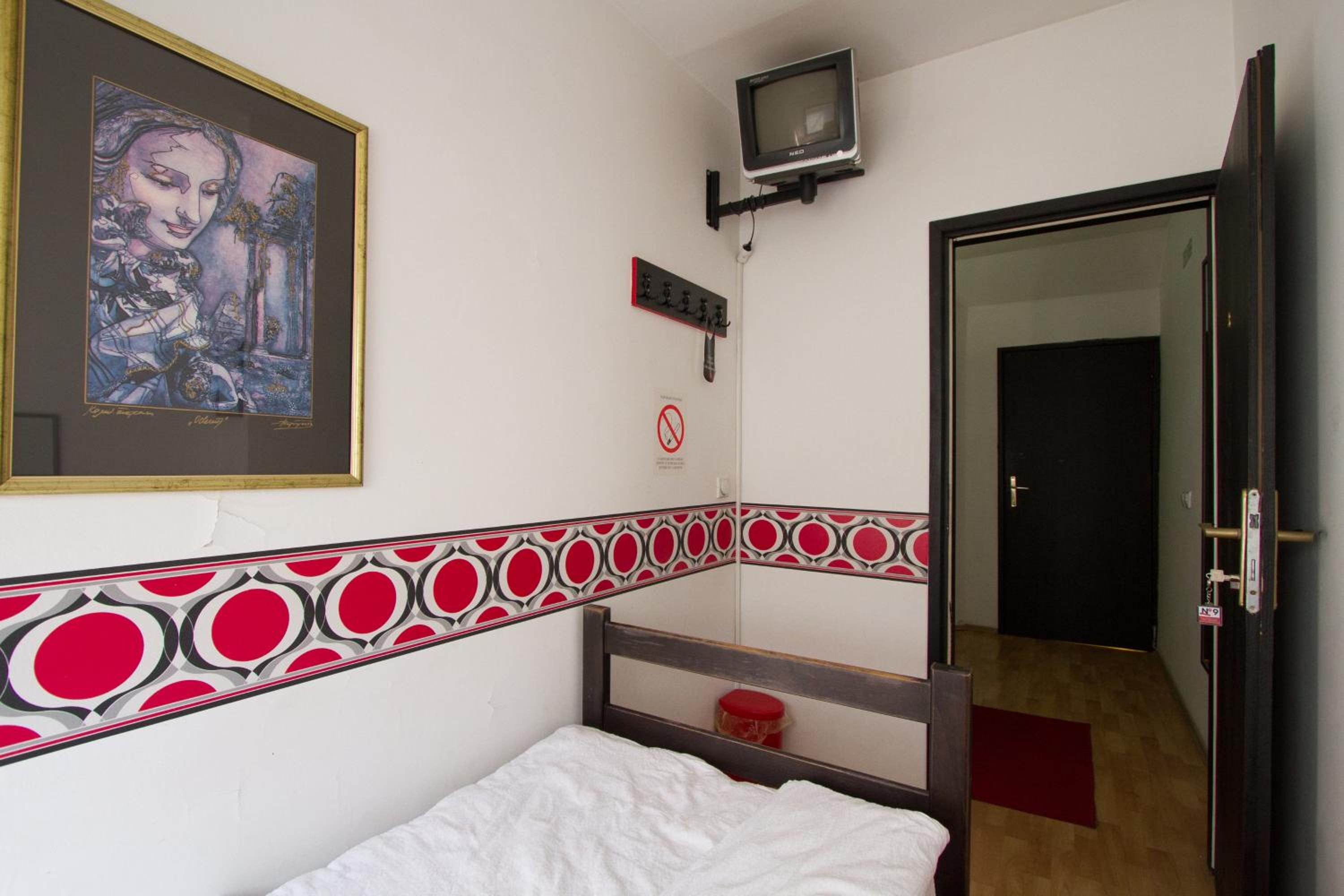 Rooms And Apartments S
