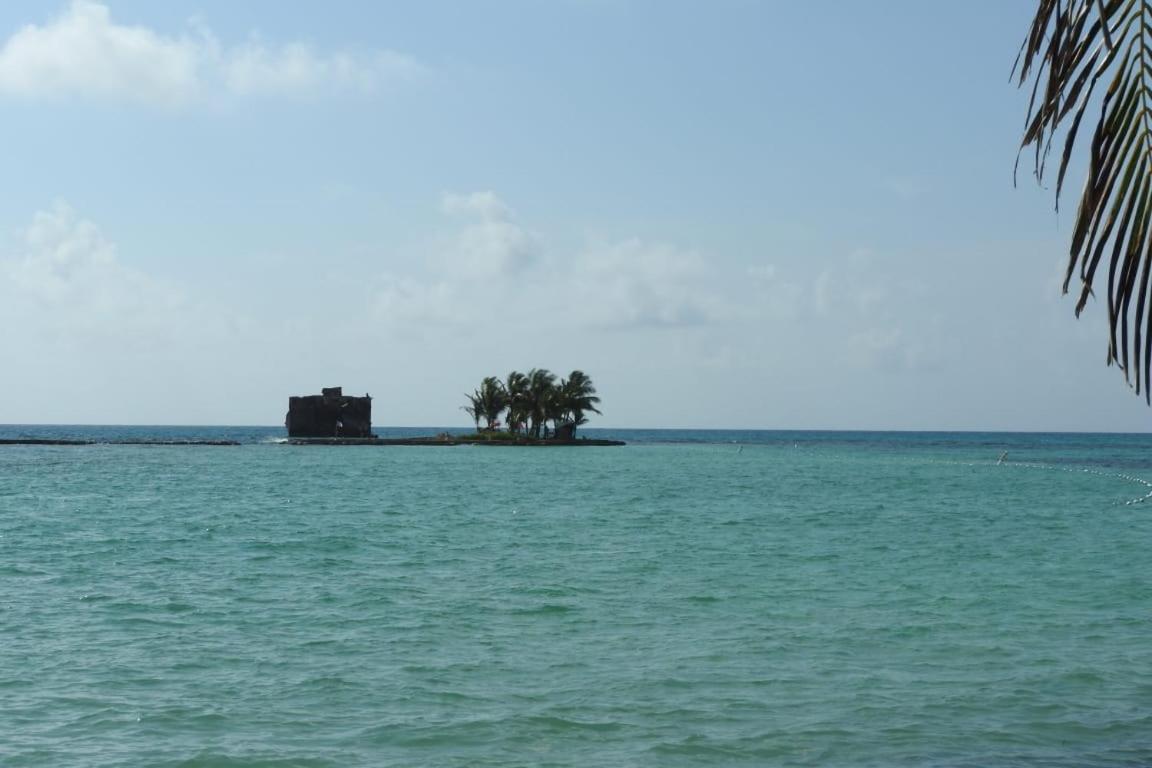 Rocky Cay Lodging