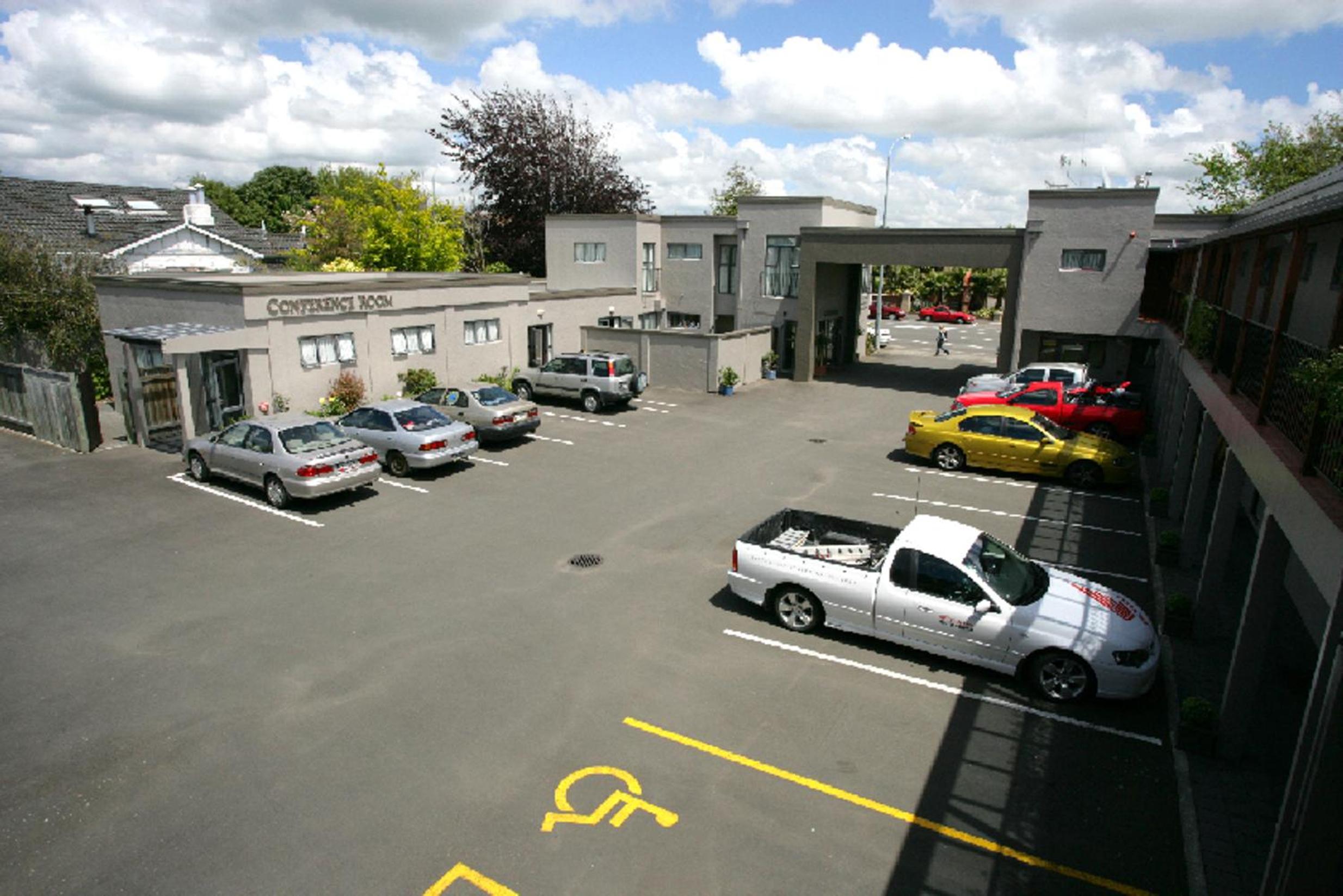 Chancellor Motor Lodge and Conference Centre