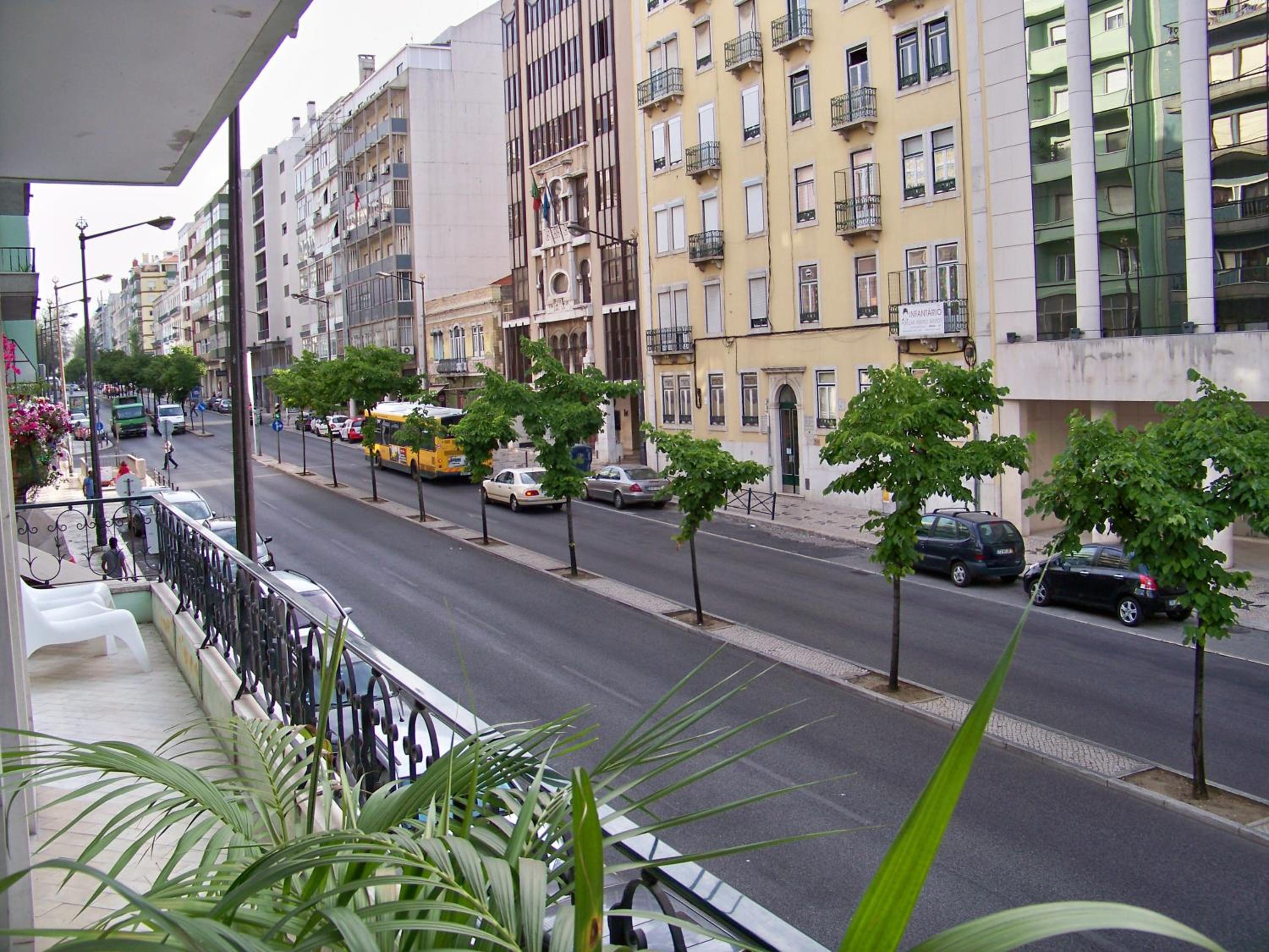 Almirante 1 Four Bedrooms view 3