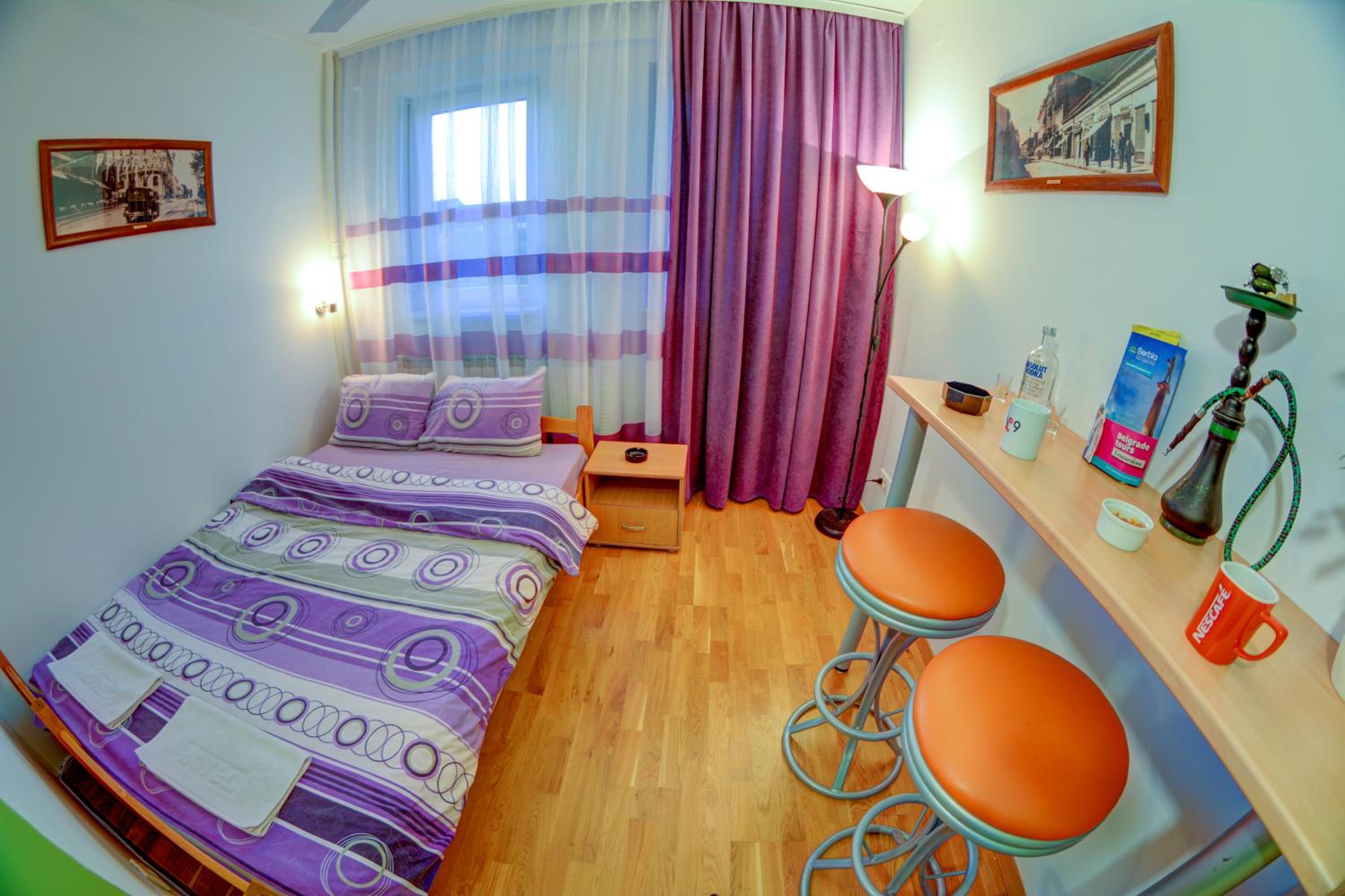 Rooms And Apartments S
