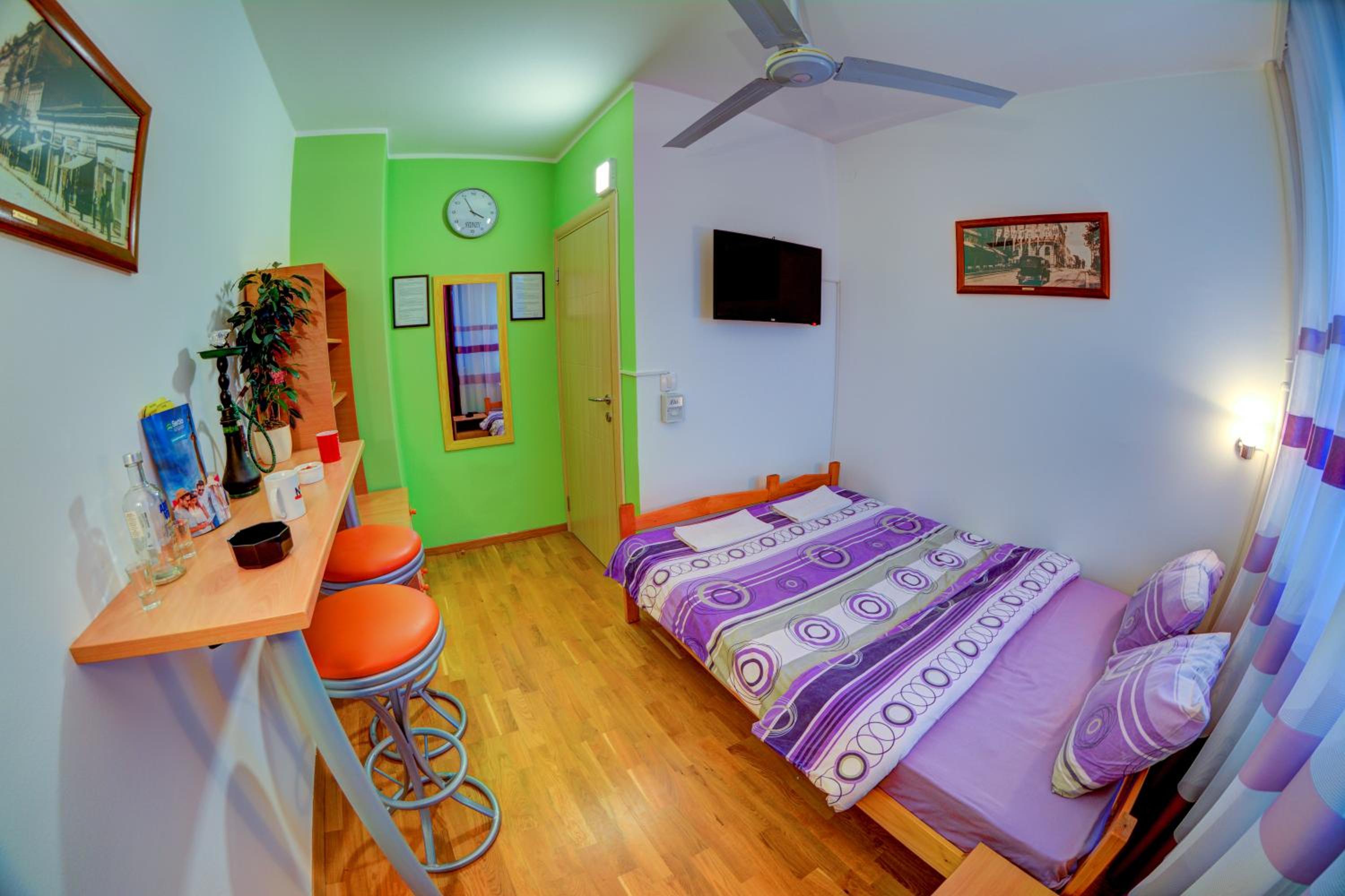 Rooms And Apartments S