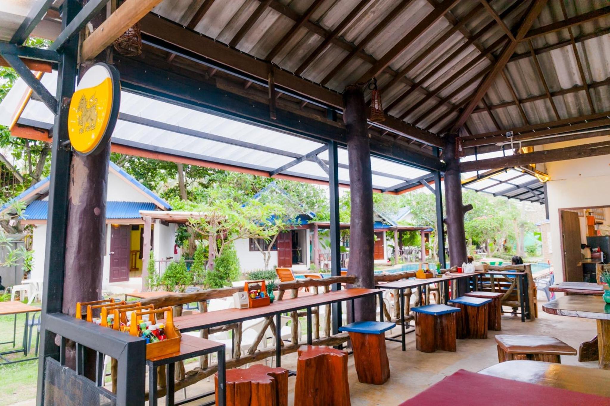 Sea Sand Sun Resort, Lanta Island view 2