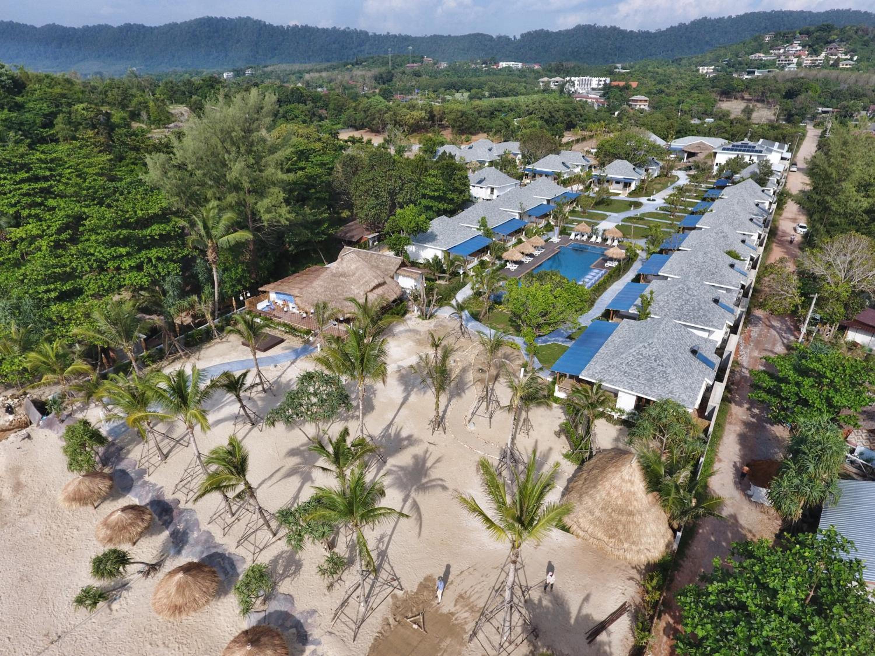 Hotel Lanta Casa Blanca - Image 1