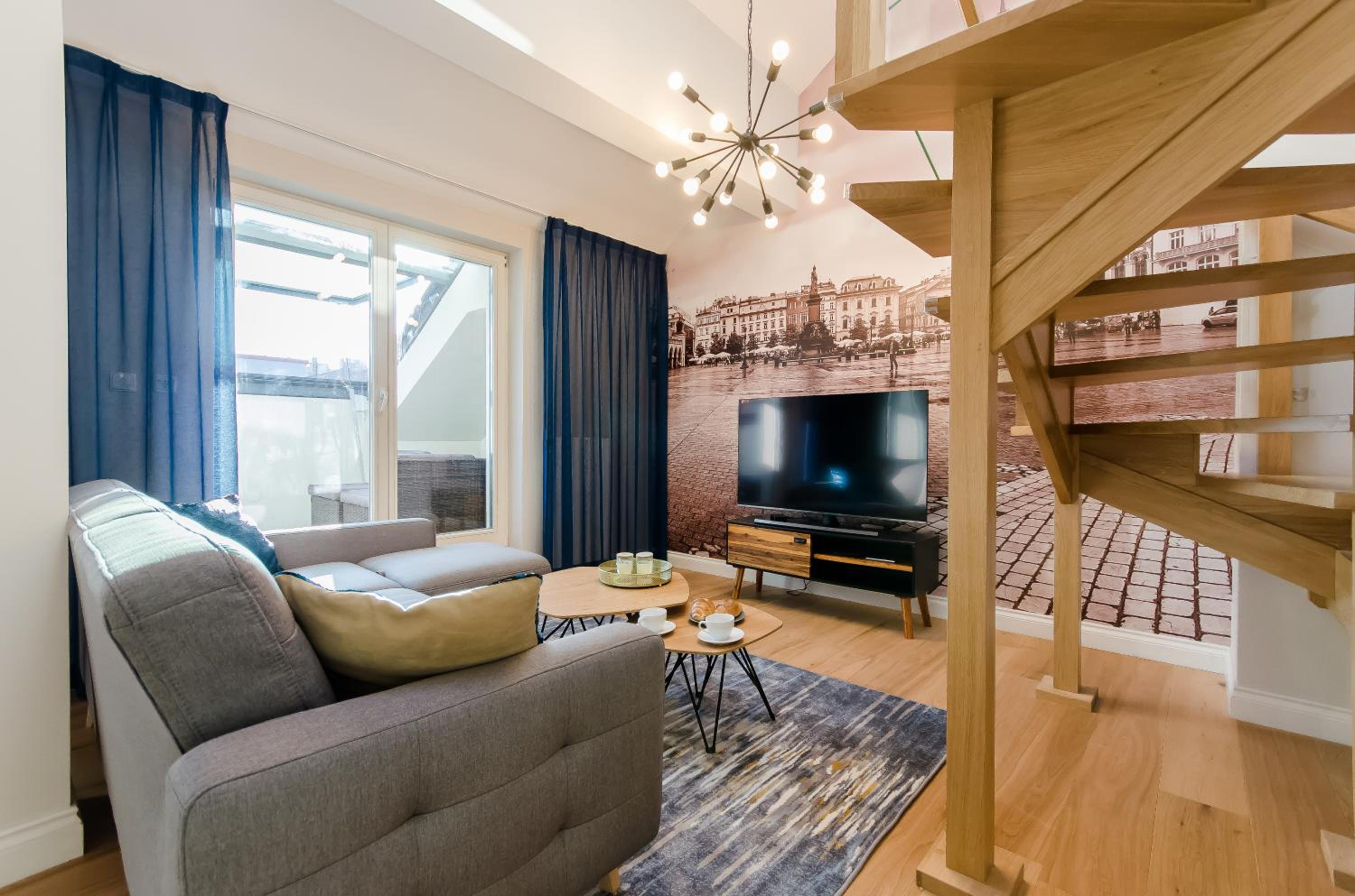 Kazimierz Penthouse with private terrace