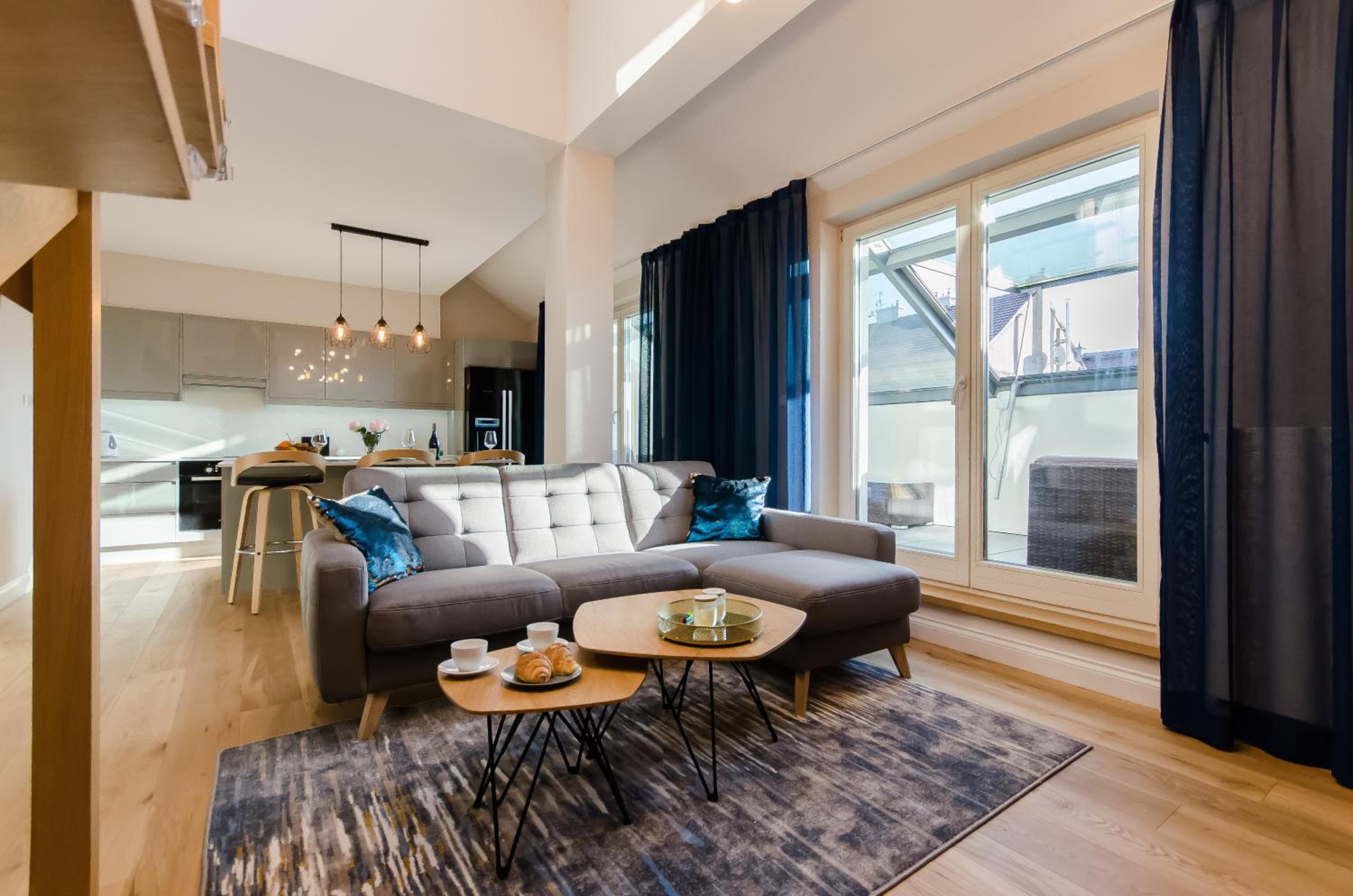 Kazimierz Penthouse with private terrace