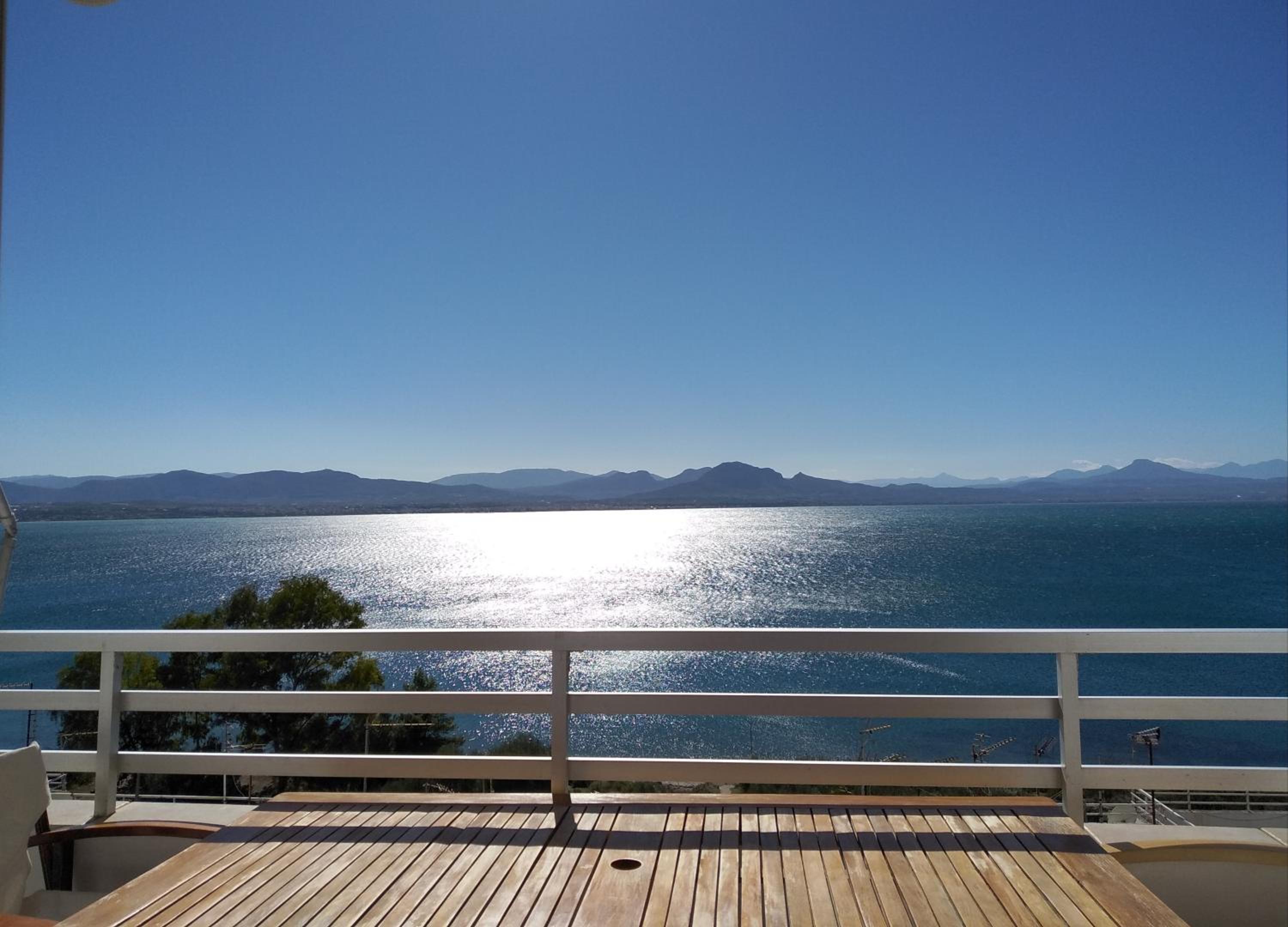 Loutraki Vacations - Atlas-Unlimited Sea View Apartment - Property Image 2