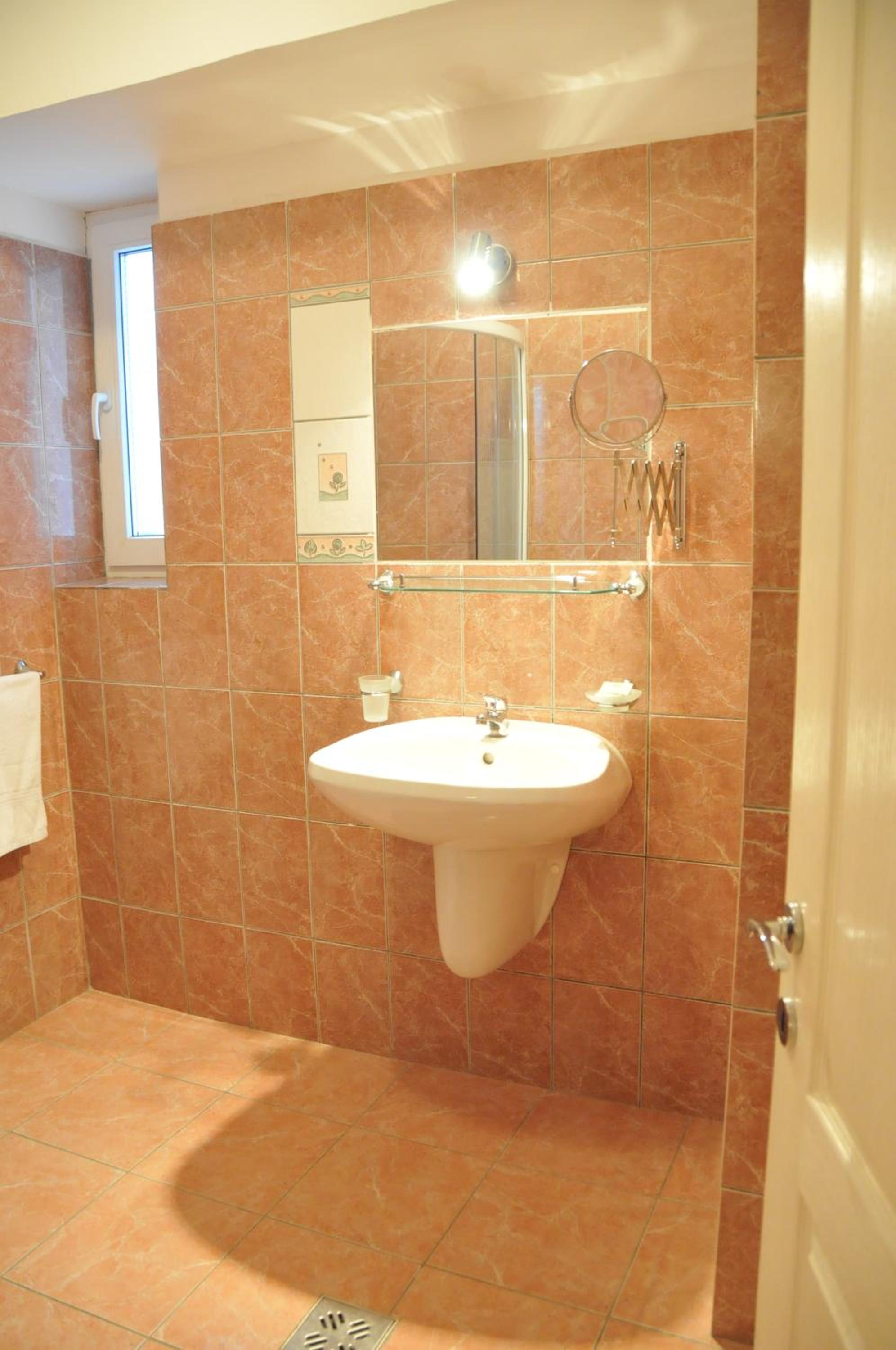 Pensiunea Studio view 5