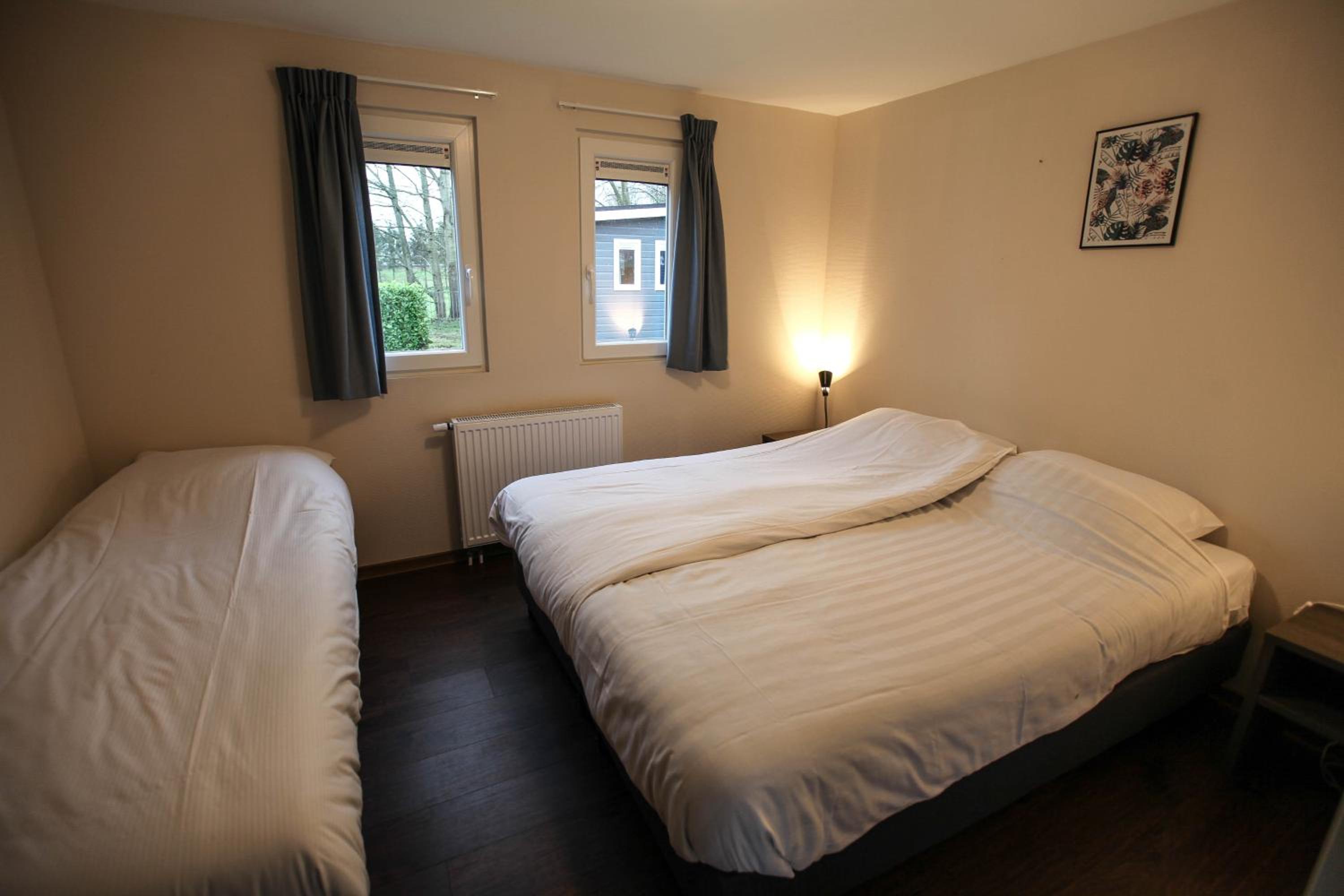 Recreatiepark en Jachthaven De Scherpenhof