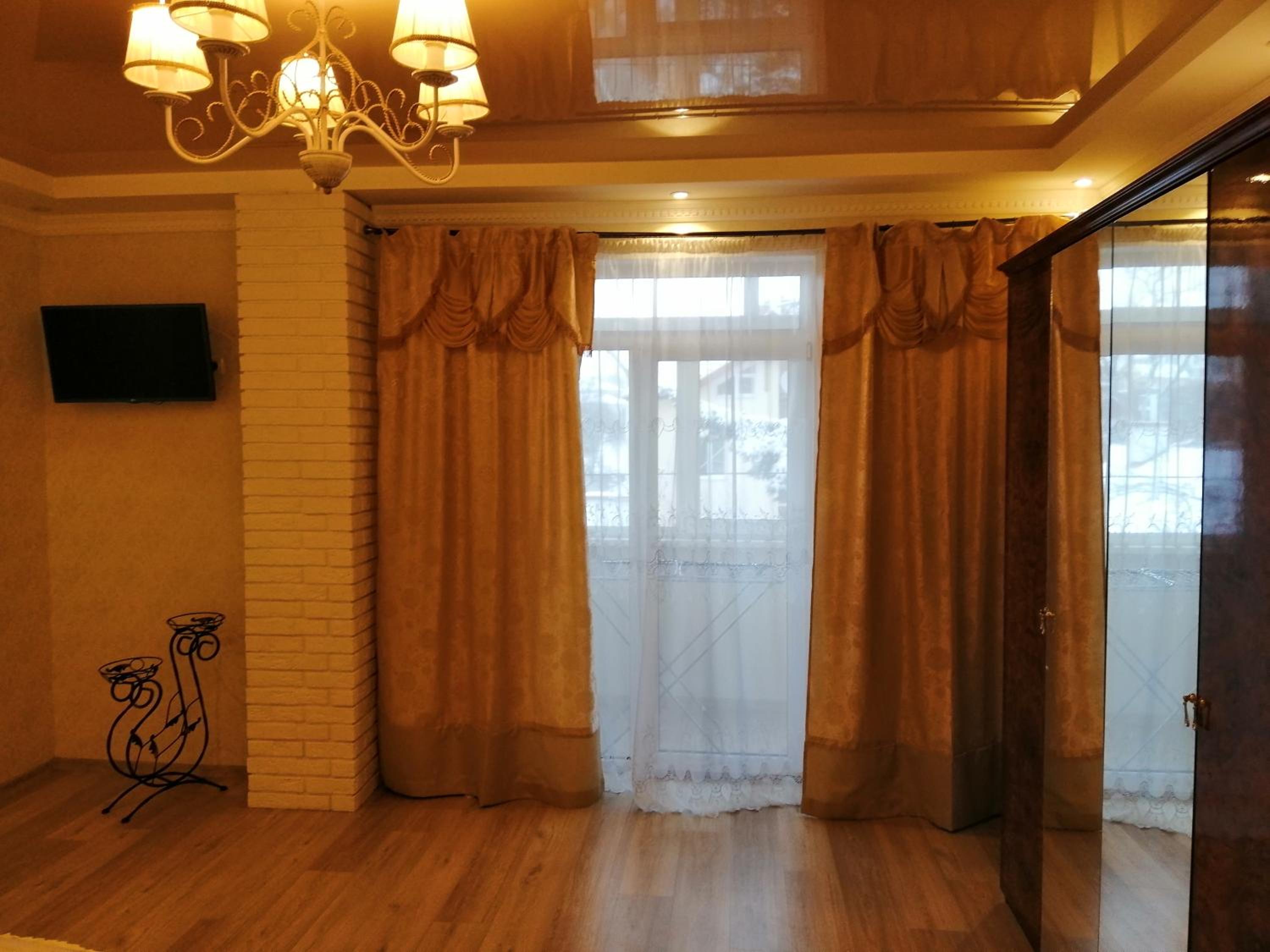 вулиця Дрогобицька 10в view 2