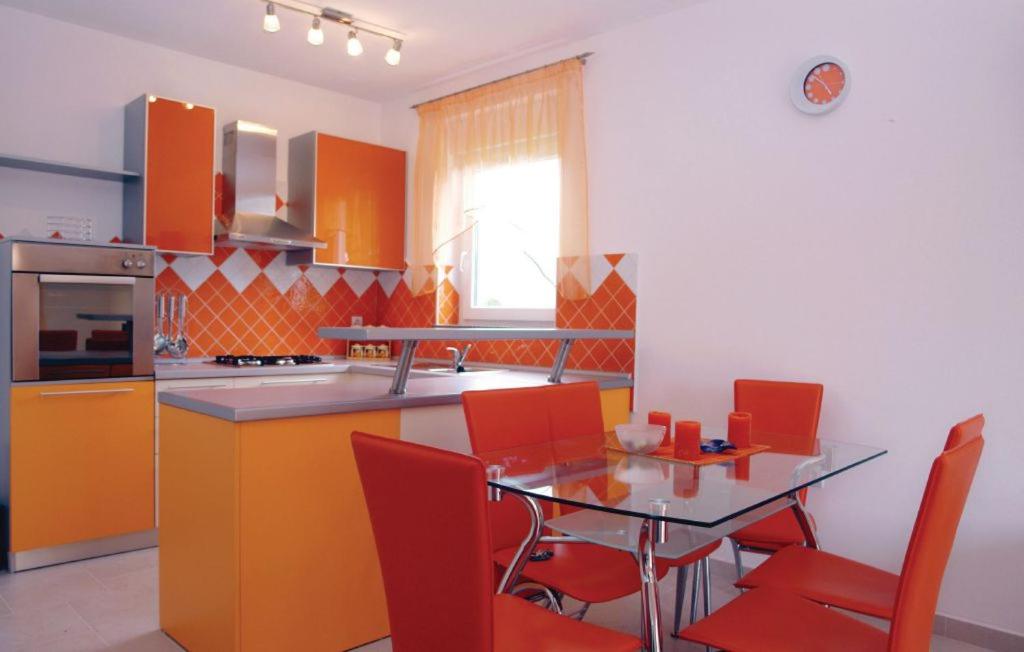 Apartment Ketica 1041 view 5