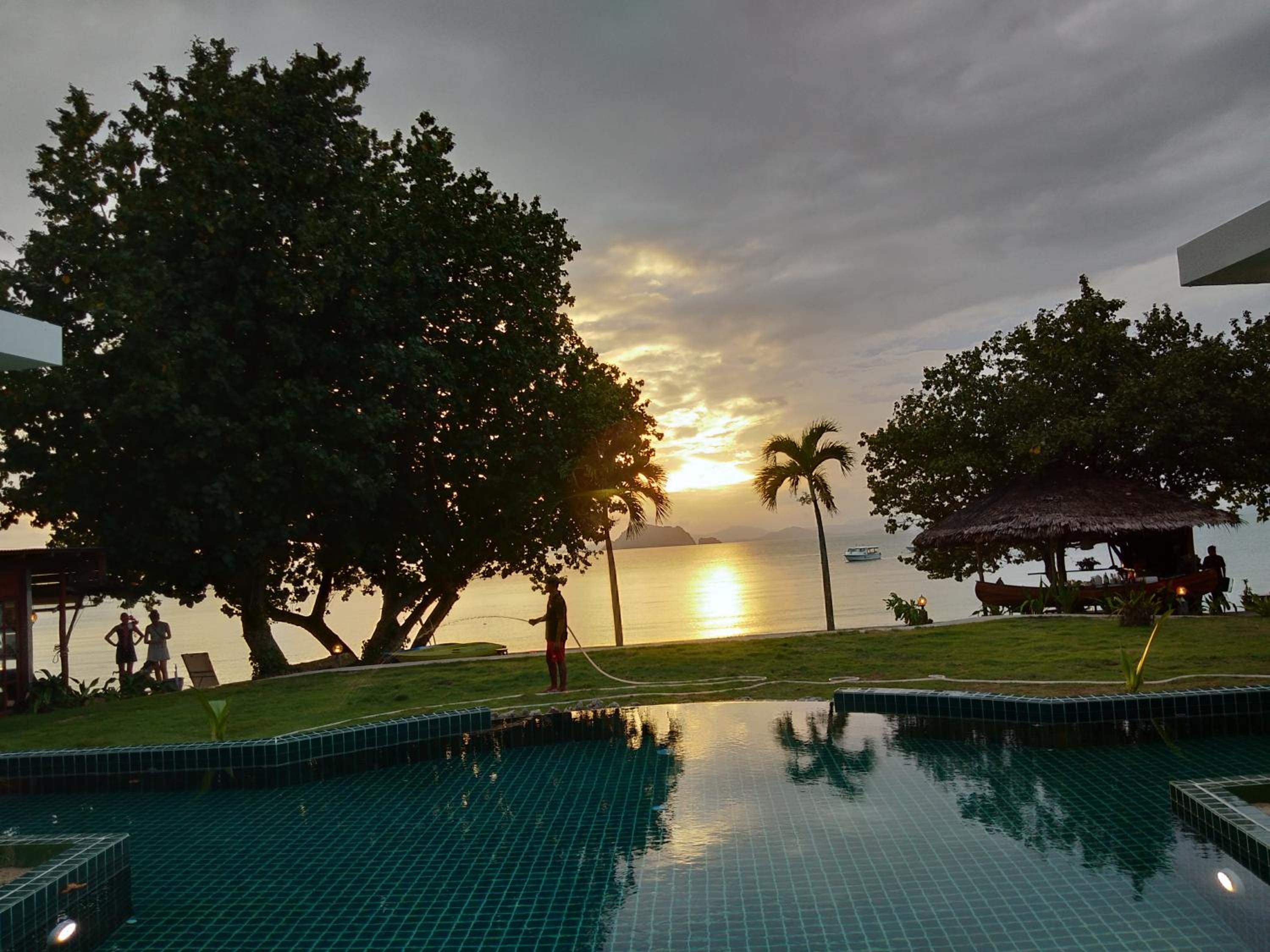Yao Yai Beach Resort