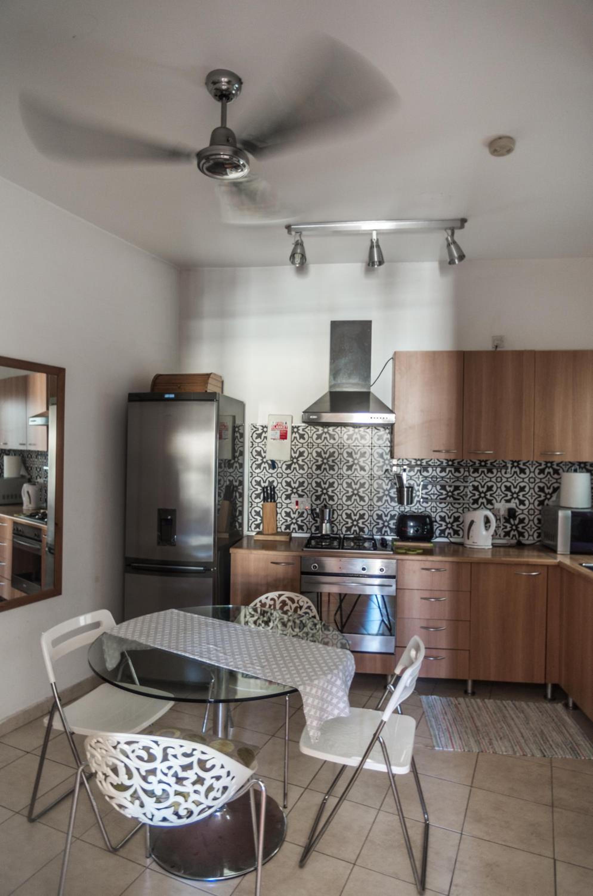Simons Apartments minutes away from Balluta Bay and St Julians view 3