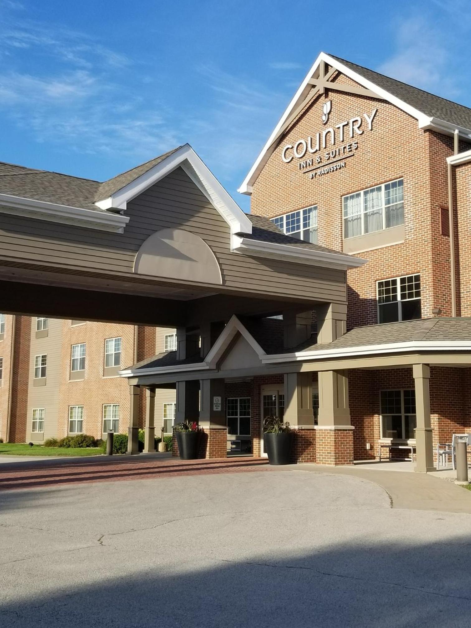 Hotel Country Inn & Suites by Radisson, Green Bay East, WI