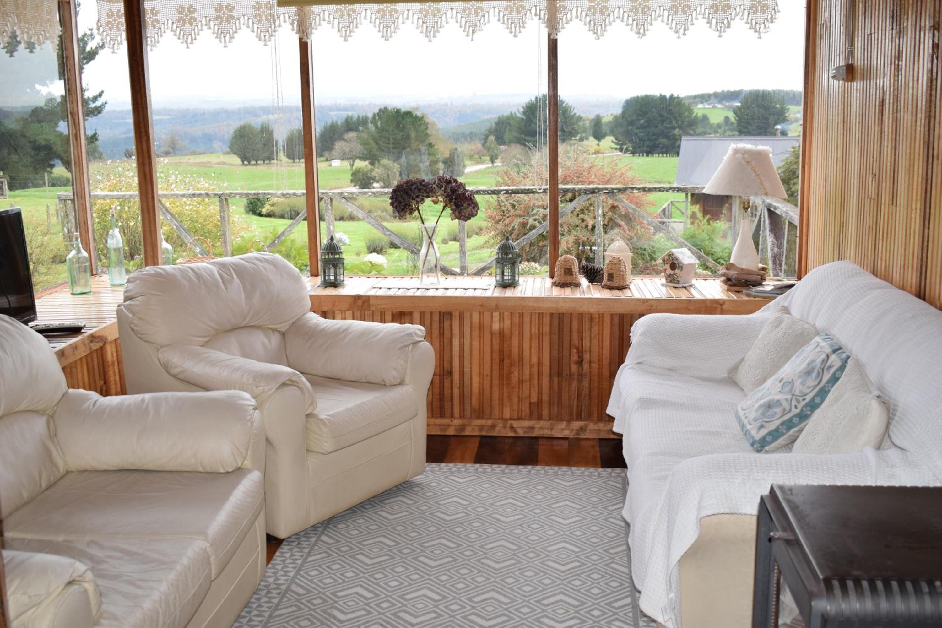 Lodge El Sarao A Una Hora De Puerto Varas