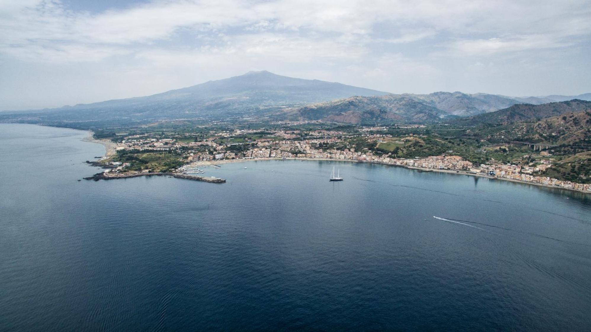A due passi... view 5