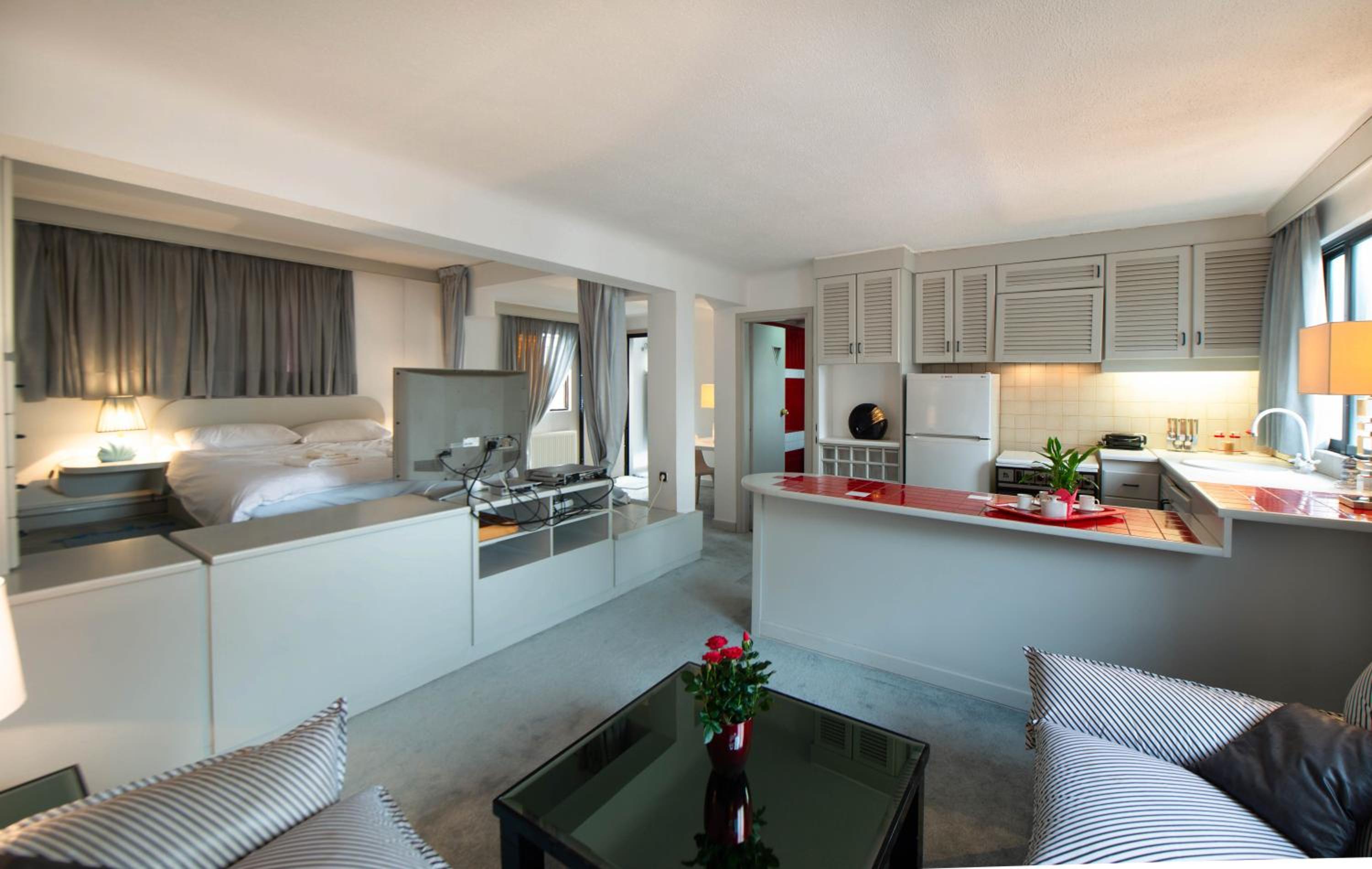 hotel room
