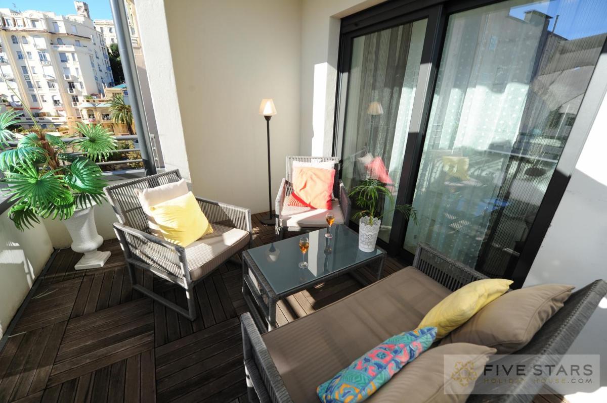 Suite Relax Five Stars Holiday House photo 2