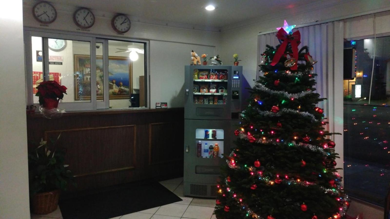 Rosemead Vacations - Valley Hotel - Property Image 2