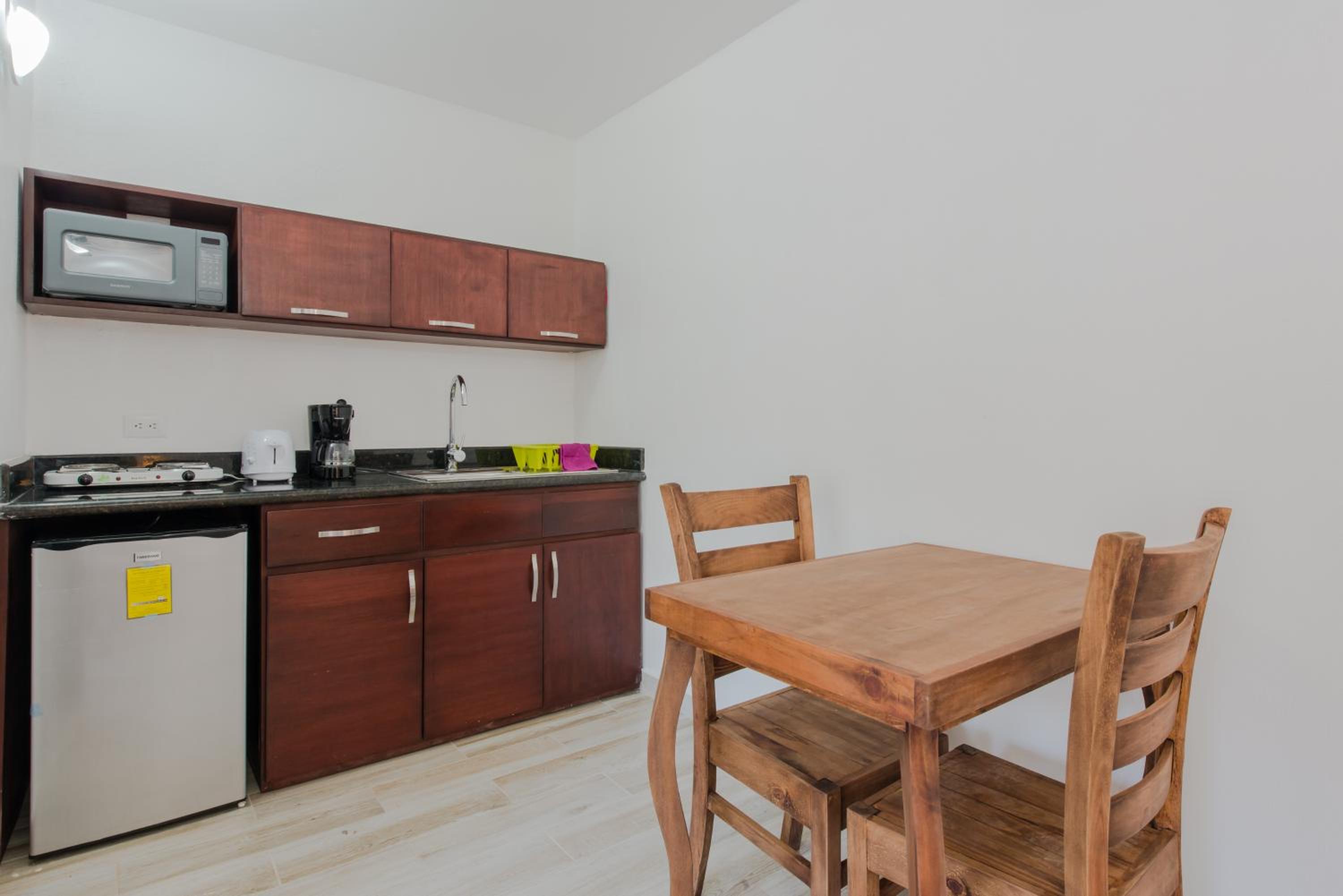 Villas Picalu Studios  Suites - Property Image 12