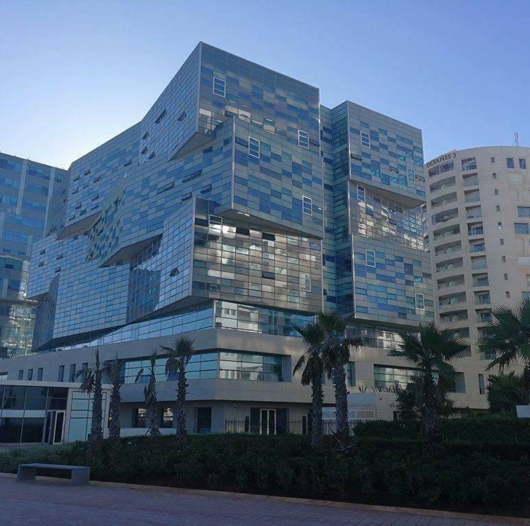 Hotel luxury apartment in Marina Casablanca - Image 1