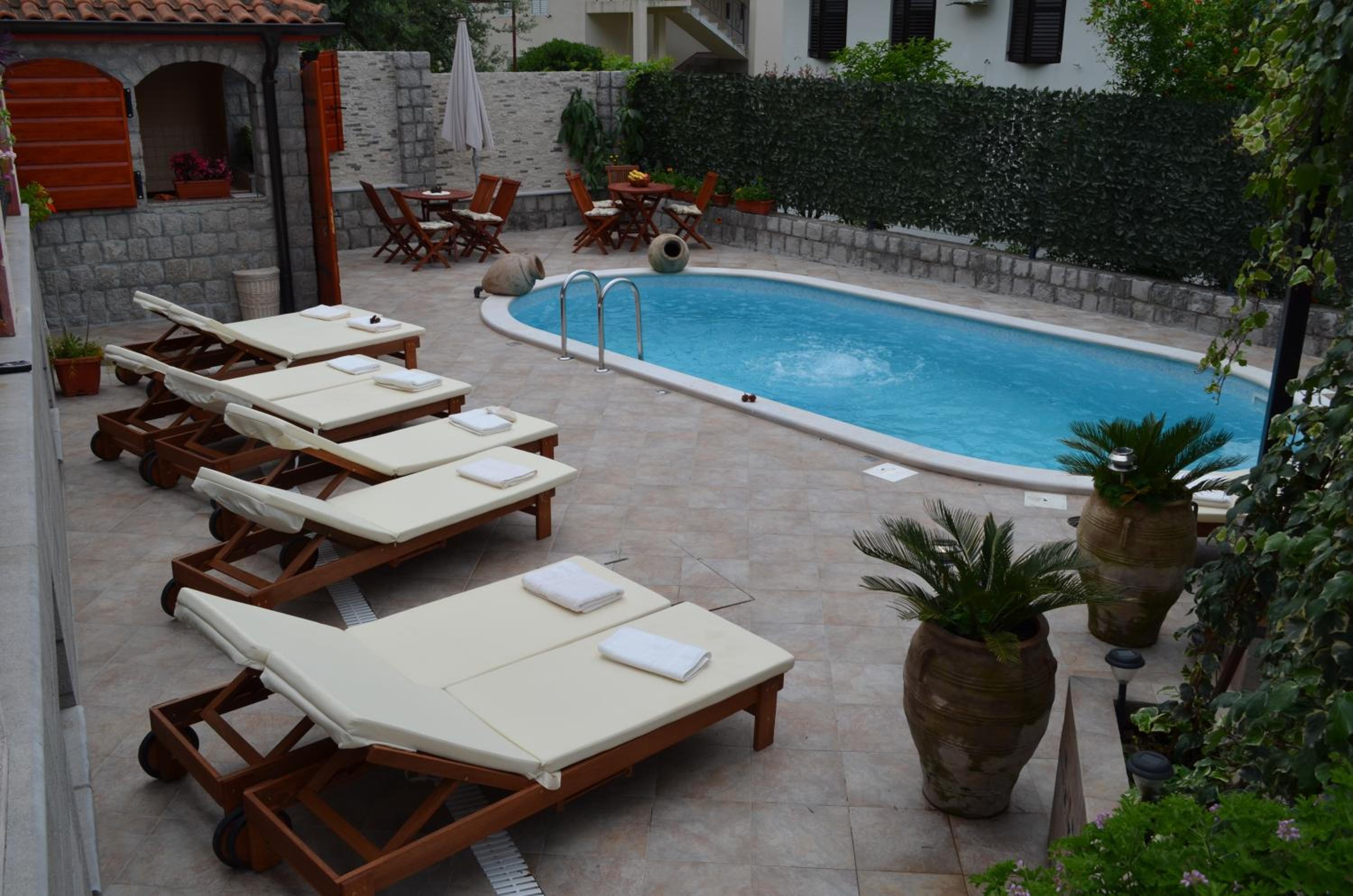 Apartments Bogdanovic