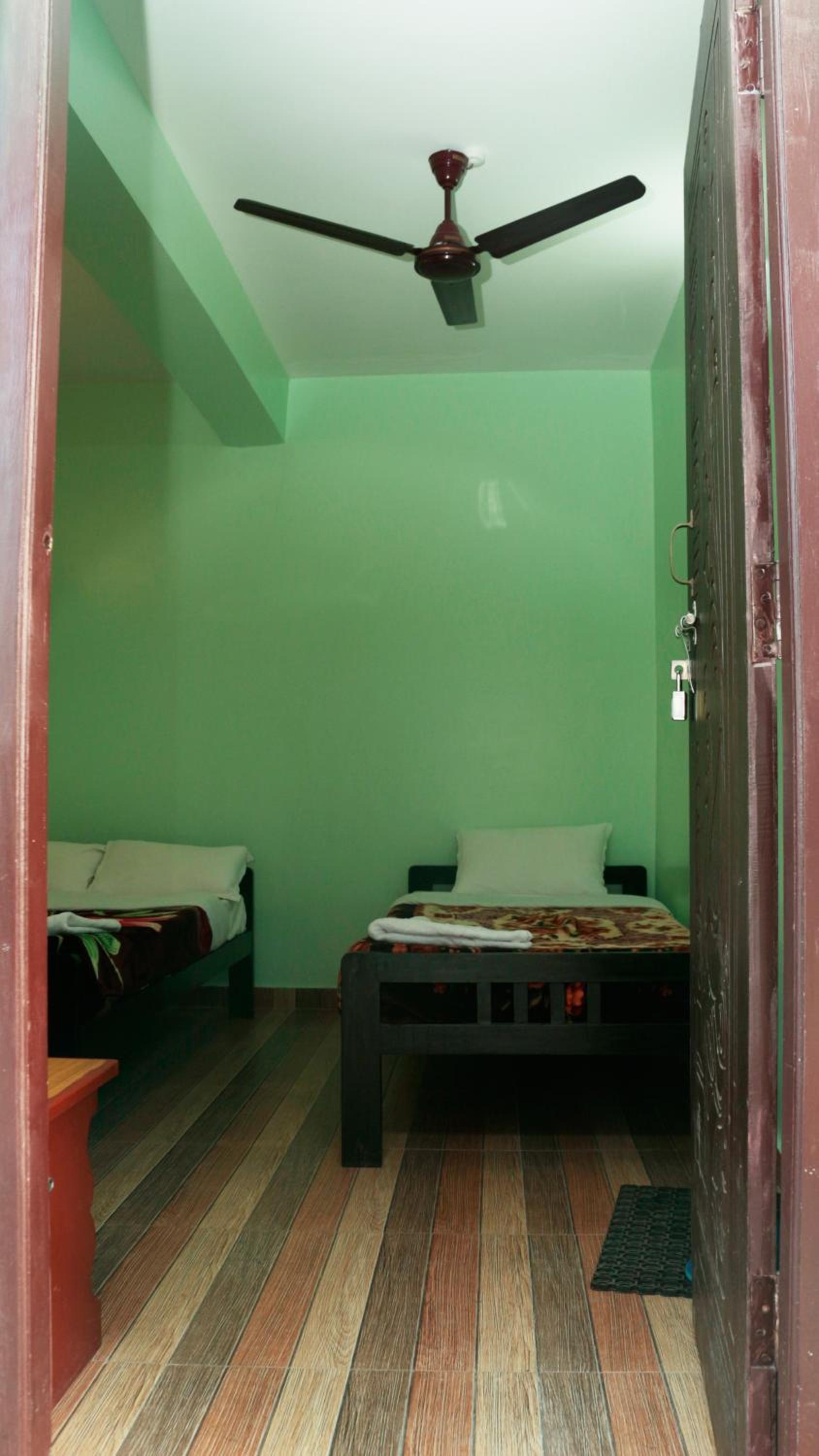 Harry Guest House & Restaurant