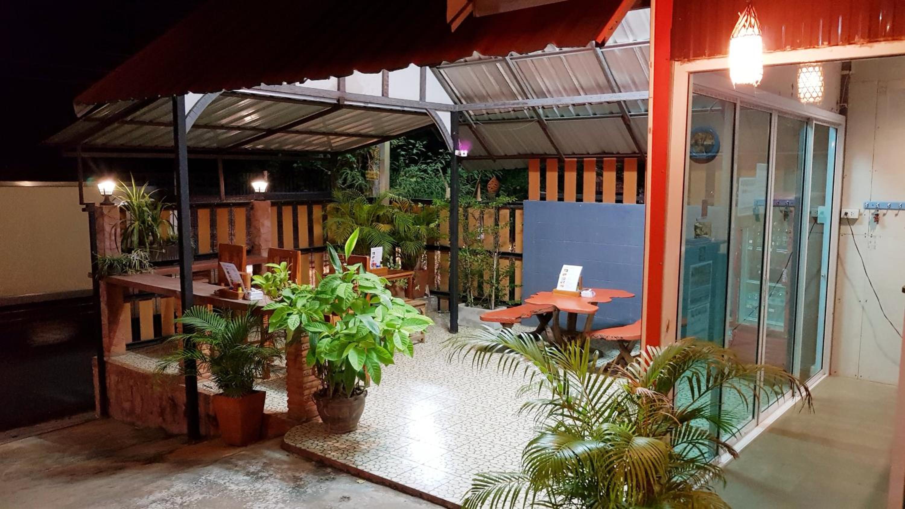 KTT Resort and Motorbike & Bicycle for rents Sukhothai