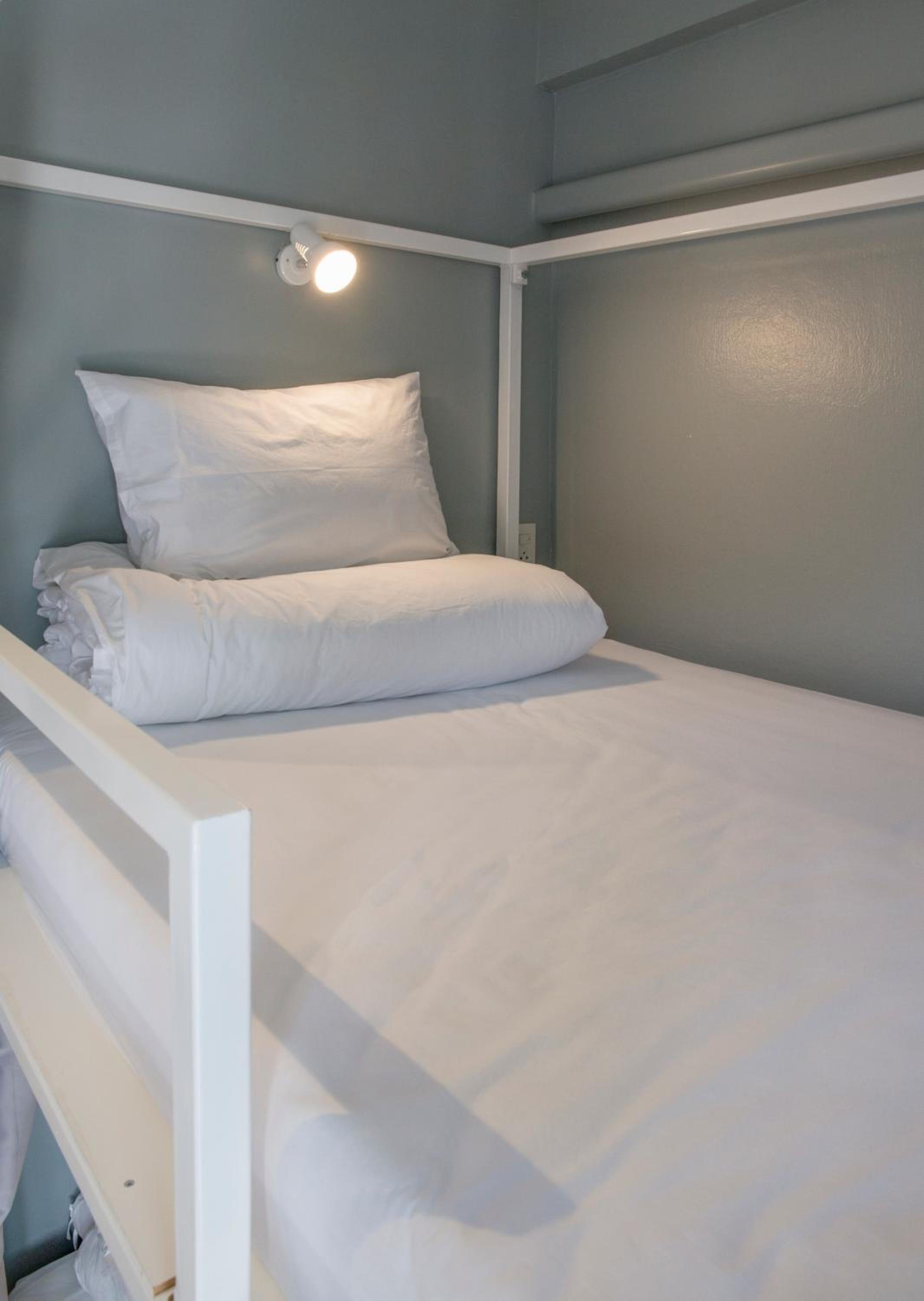 Ekanake hostel