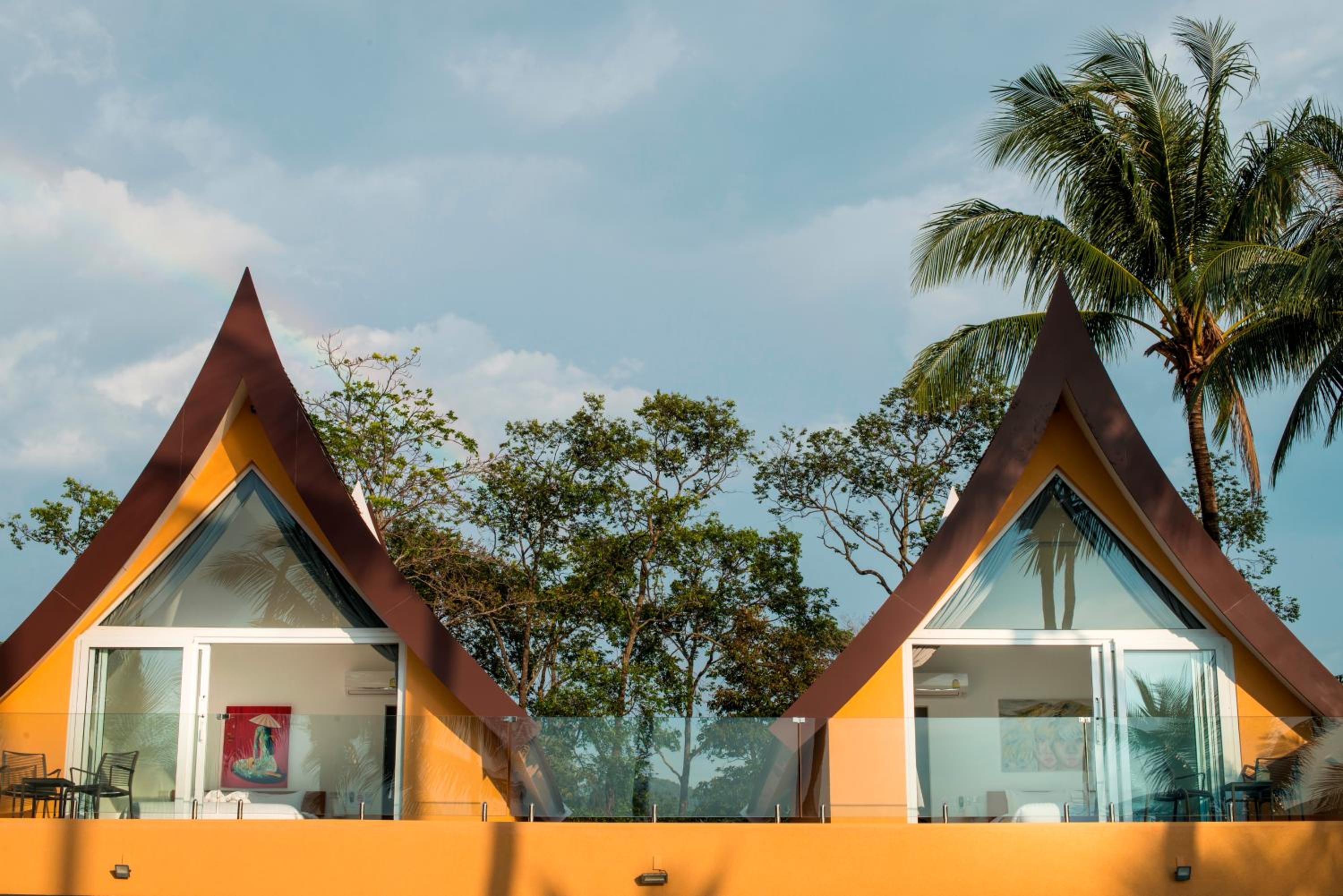 Sunset Emily Villas & Rooms