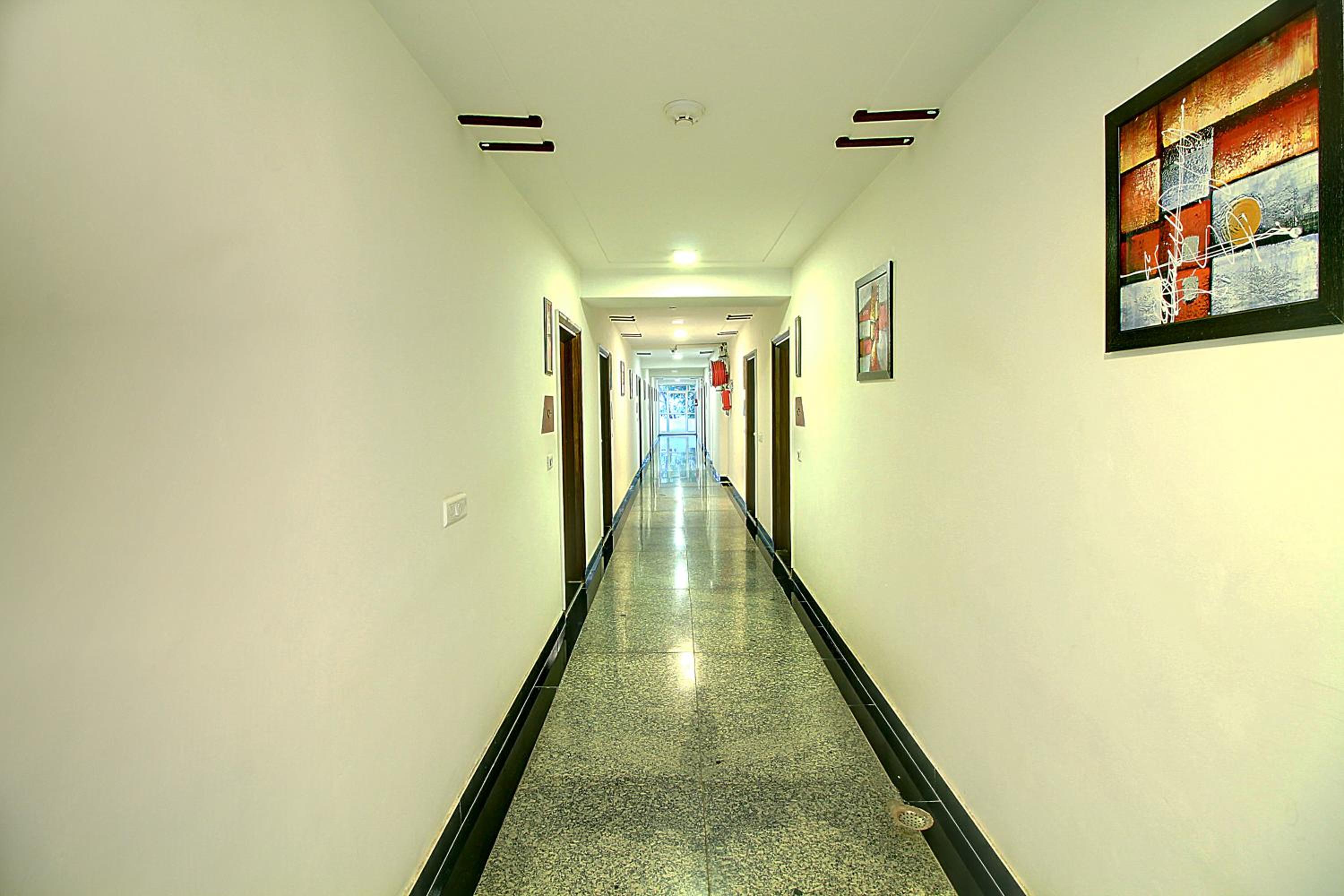 STAAYZ Premium Gurgaon view 5